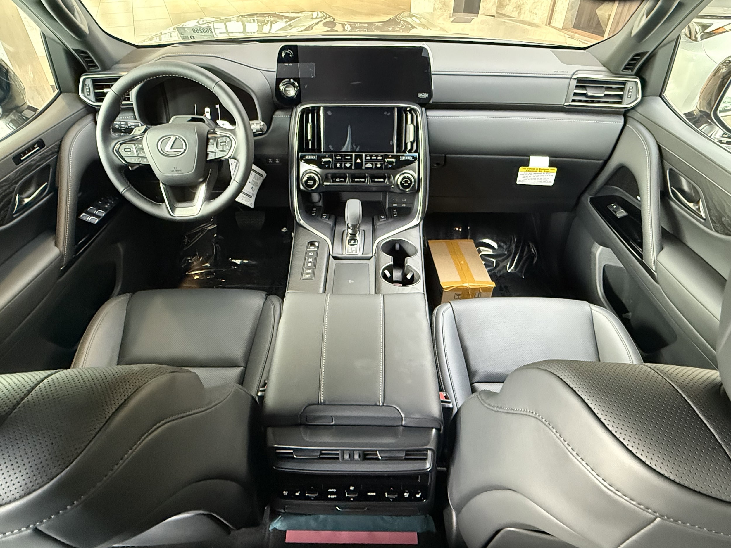 2026 Lexus LX 700h Overtrail - Photo 28