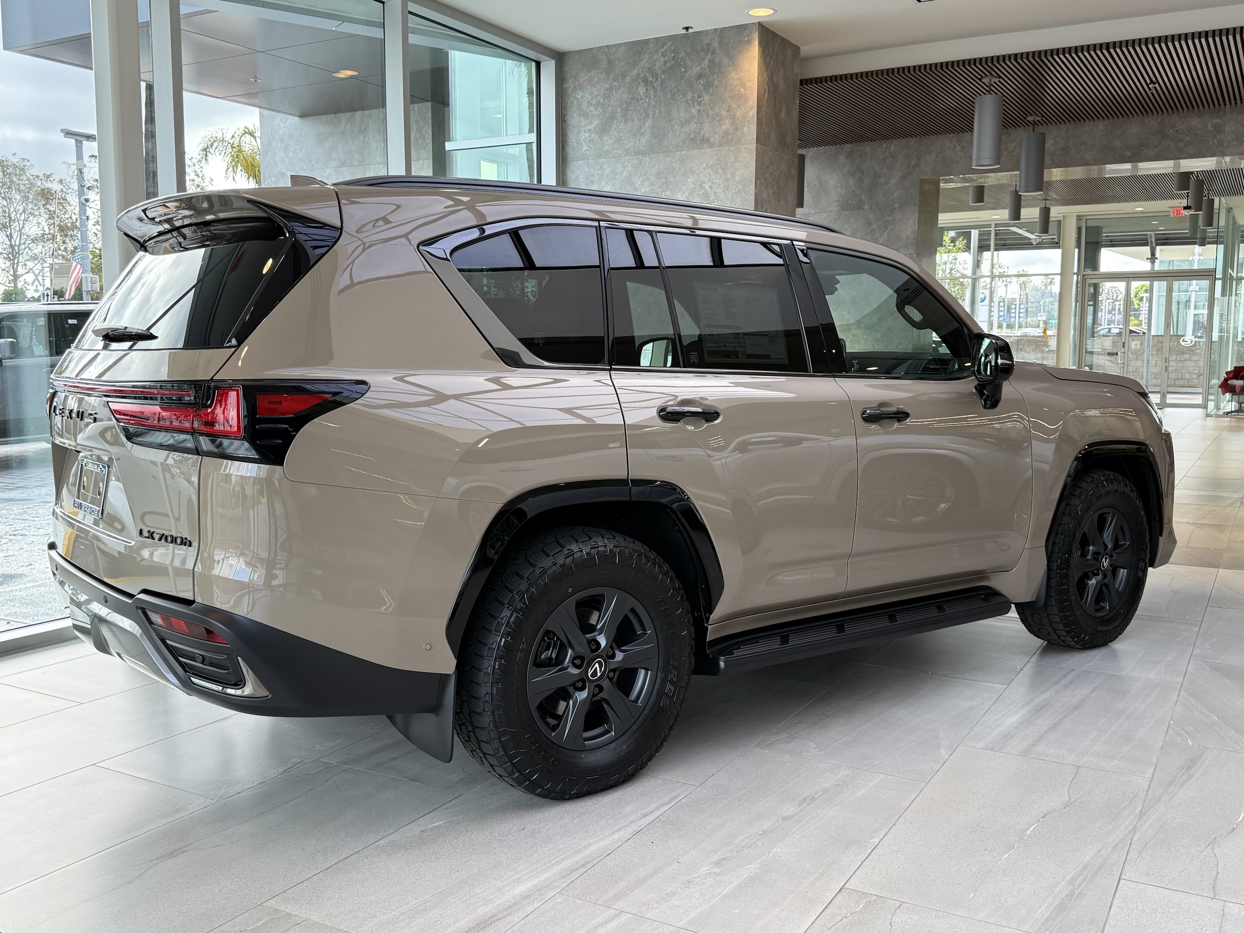 2026 Lexus LX 700h Overtrail - Photo 11