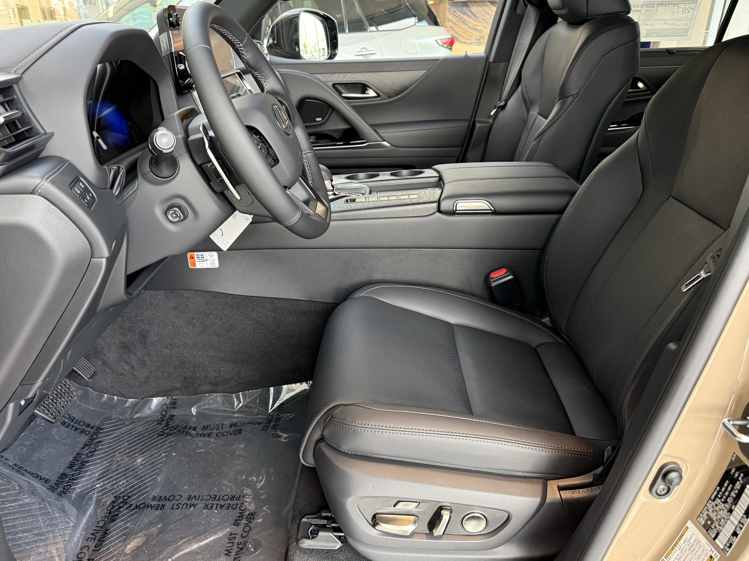 2026 Lexus LX 700h Overtrail - Photo 18