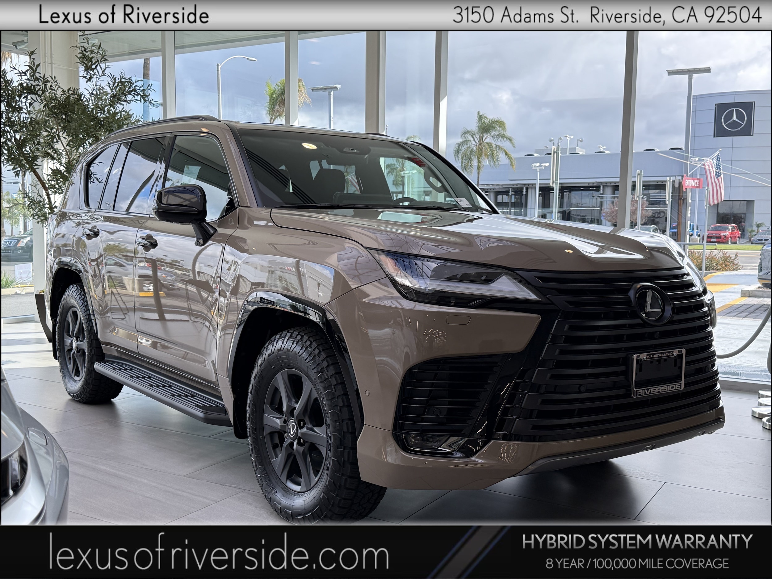 2026 LX 700h: 20 MPG + 104 lb-ft Boost | Lexus of Riverside