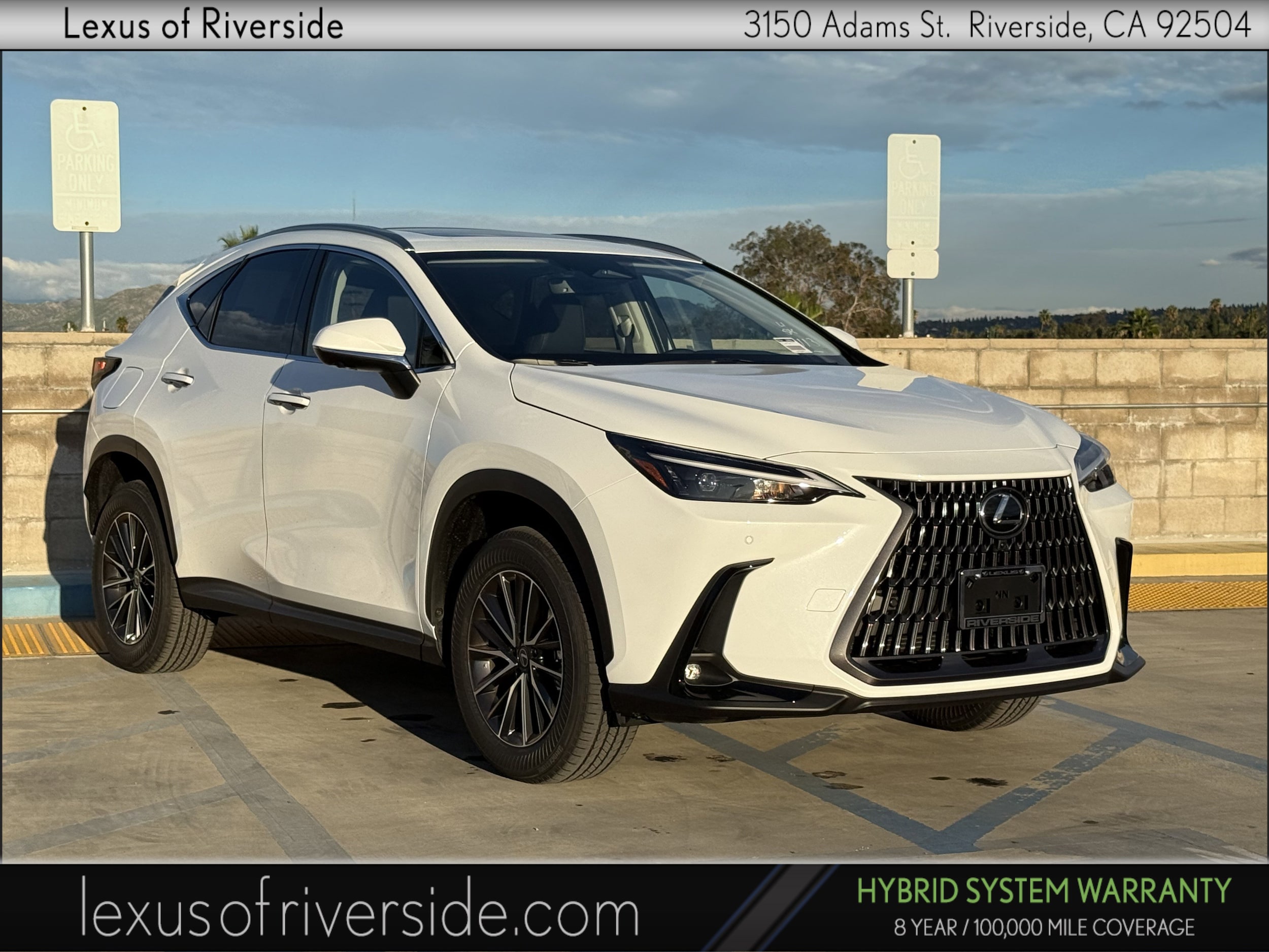 2026 Lexus NX PHEV 450h+'s photo