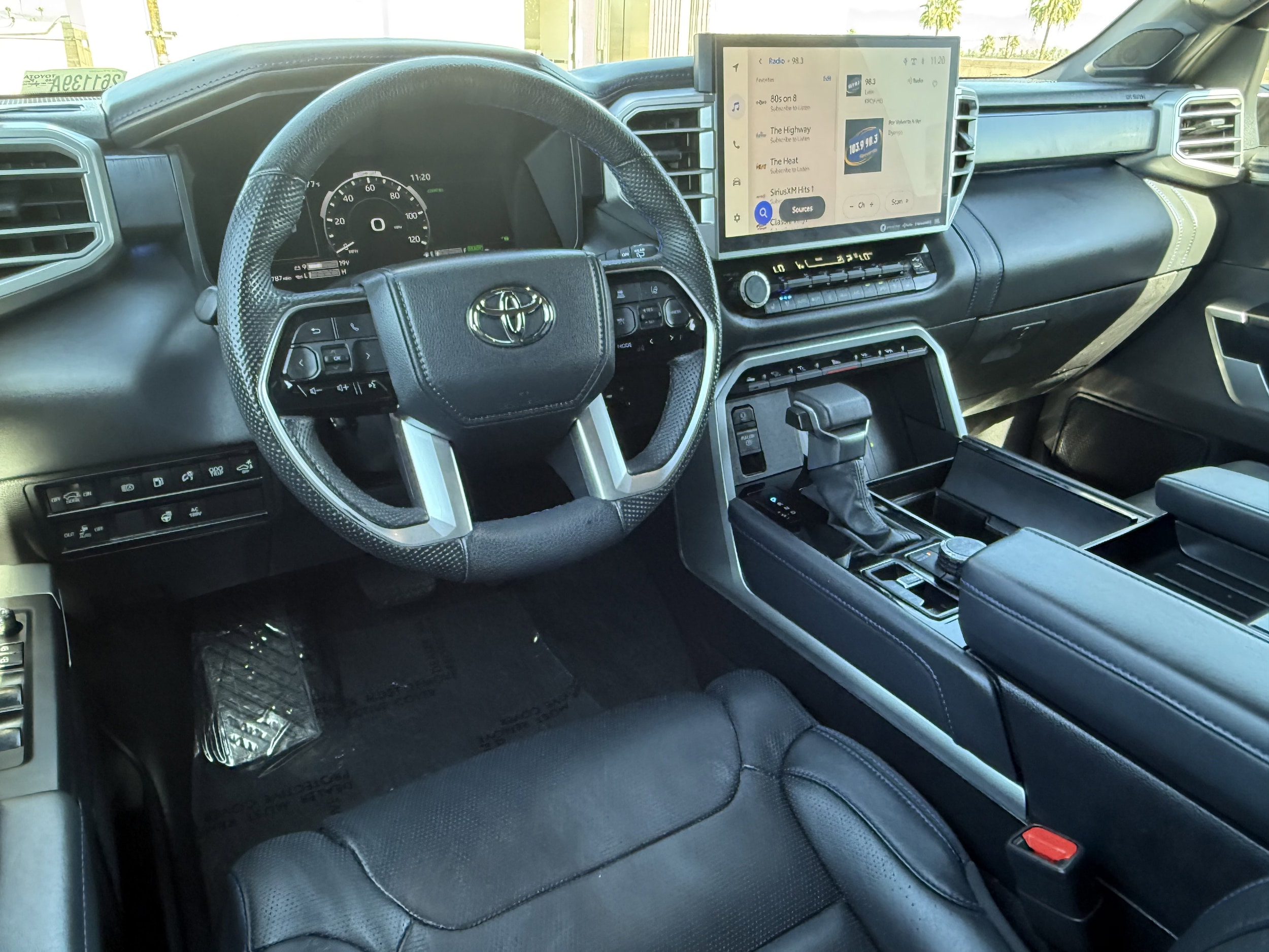 2024 Toyota Sequoia Platinum - Photo 28