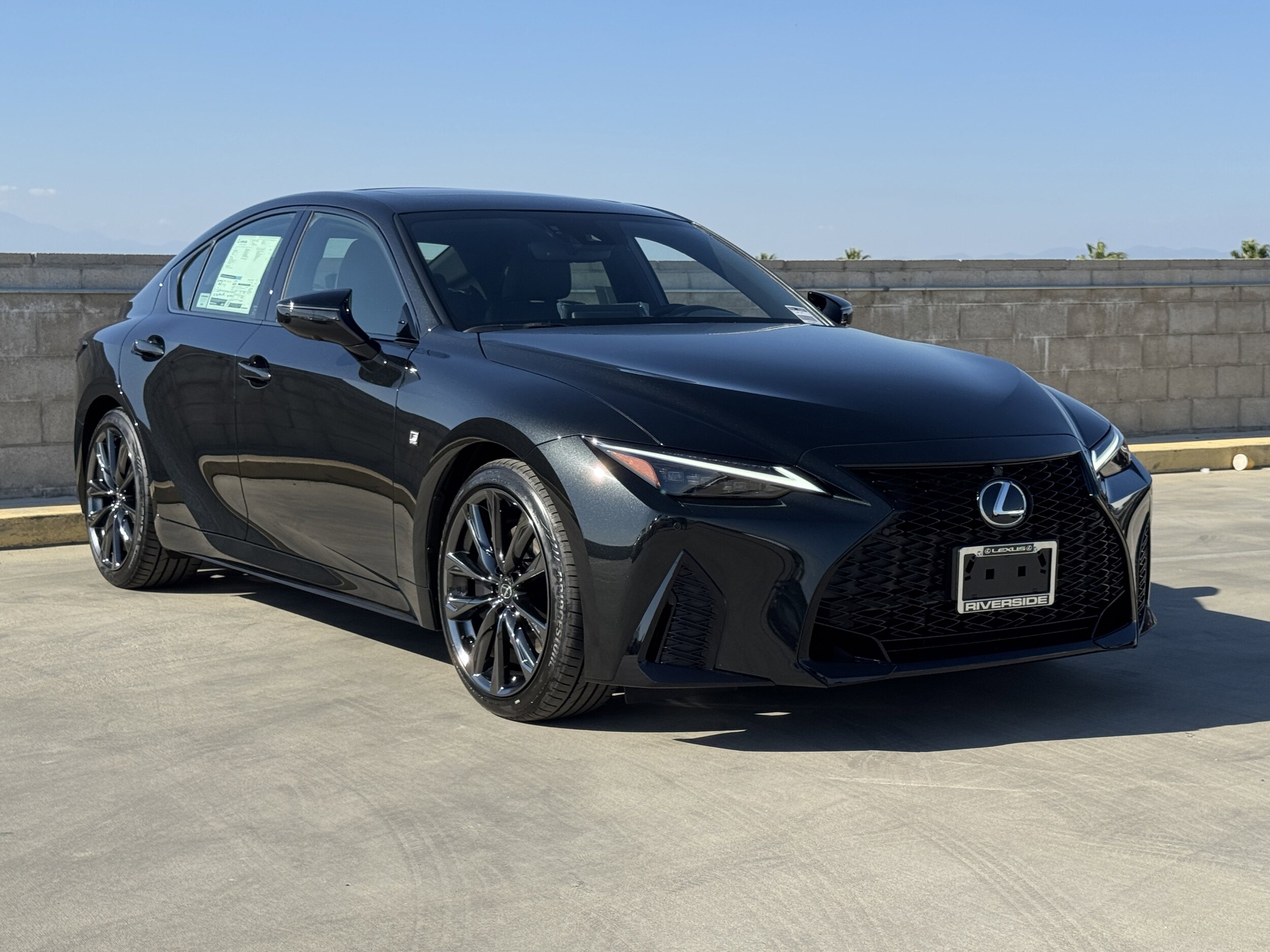 2025 Lexus IS 350 F SPORT photo 2