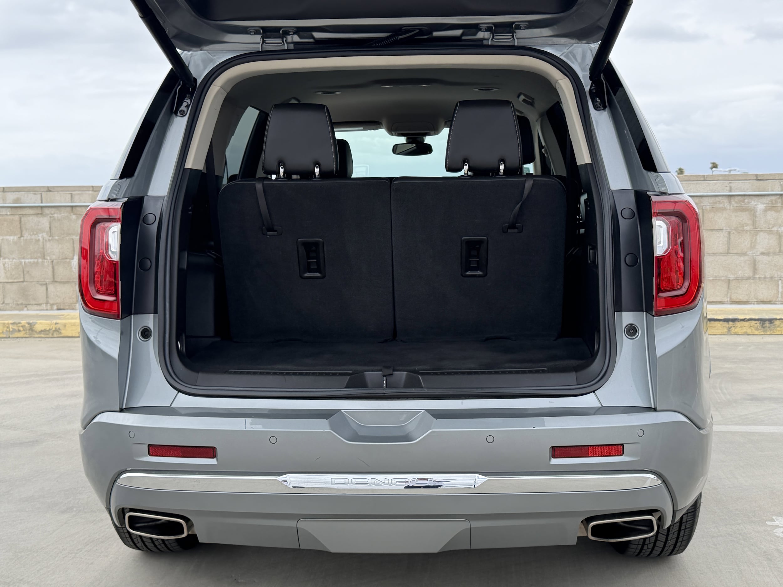 2023 GMC Acadia Denali - Photo 12