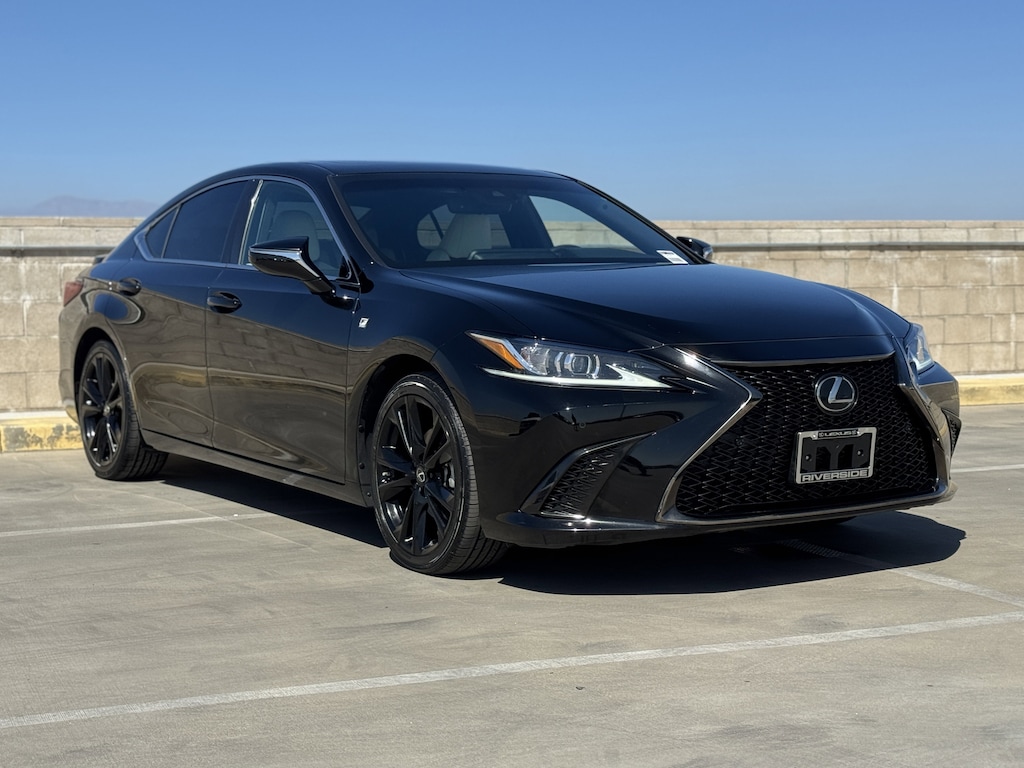 Certified 2022 Lexus ES 350 F SPORT Sedan