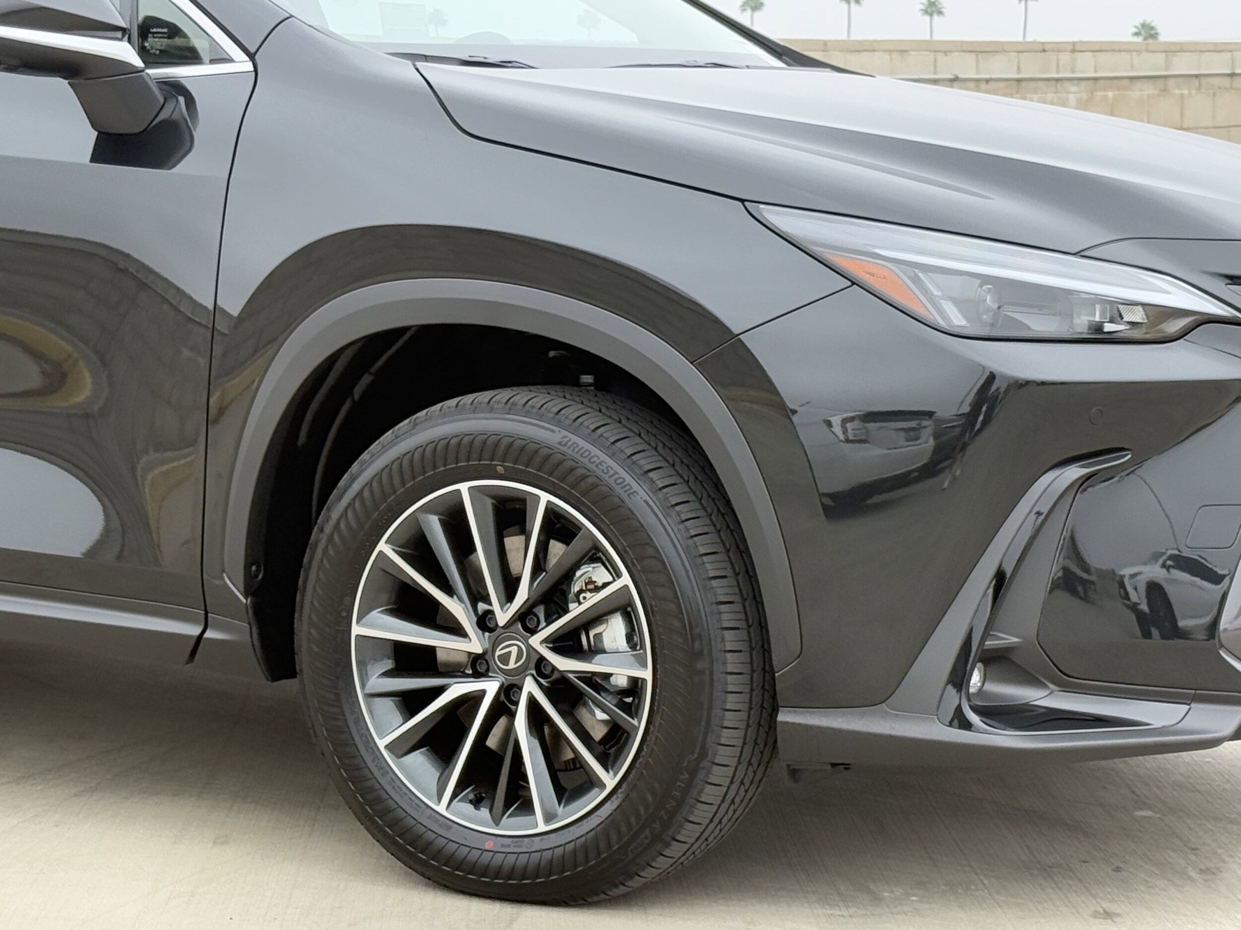 2026 Lexus NX Premium AWD photo 3