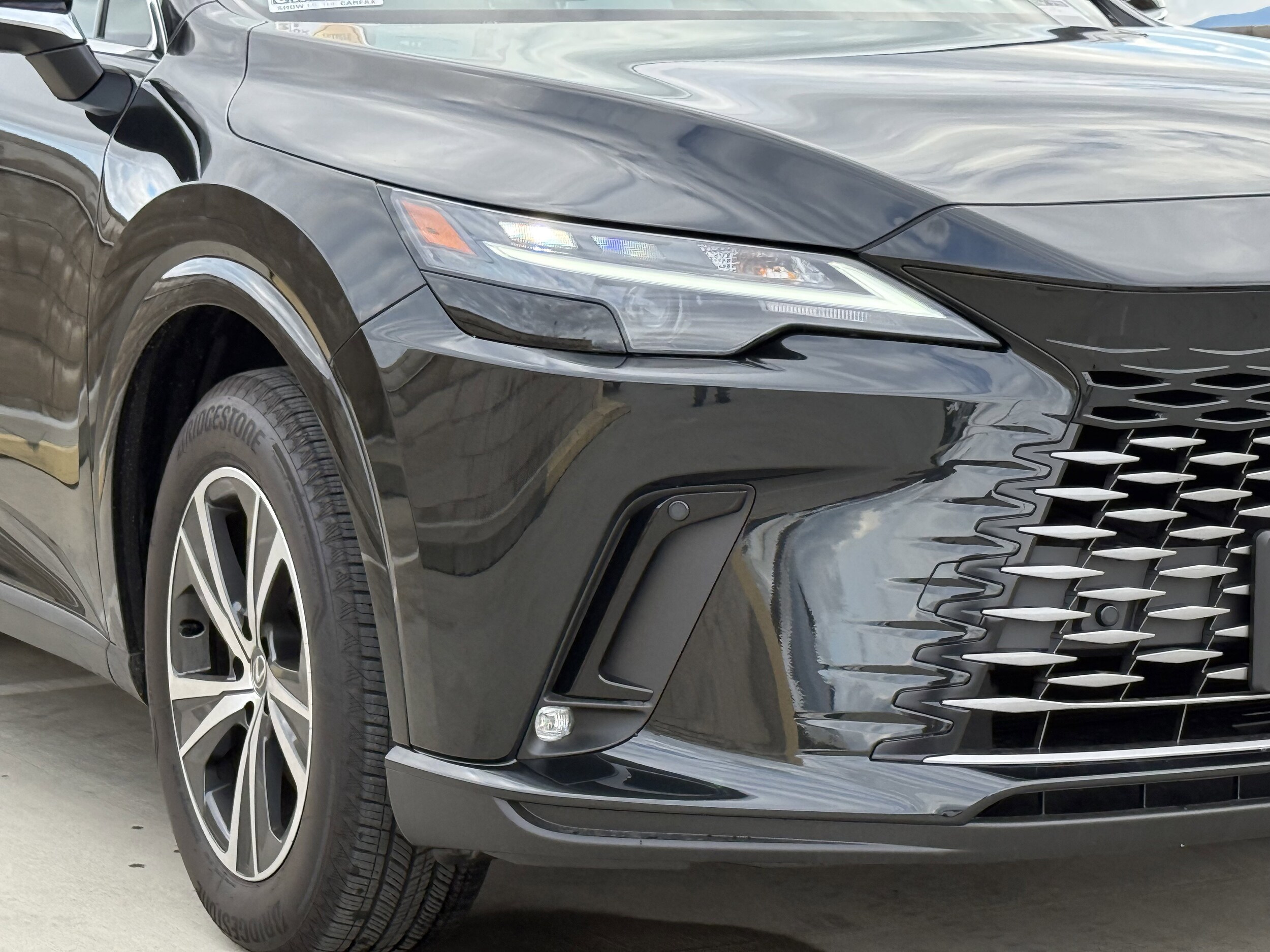 2025 Lexus RX 350 Premium photo 4