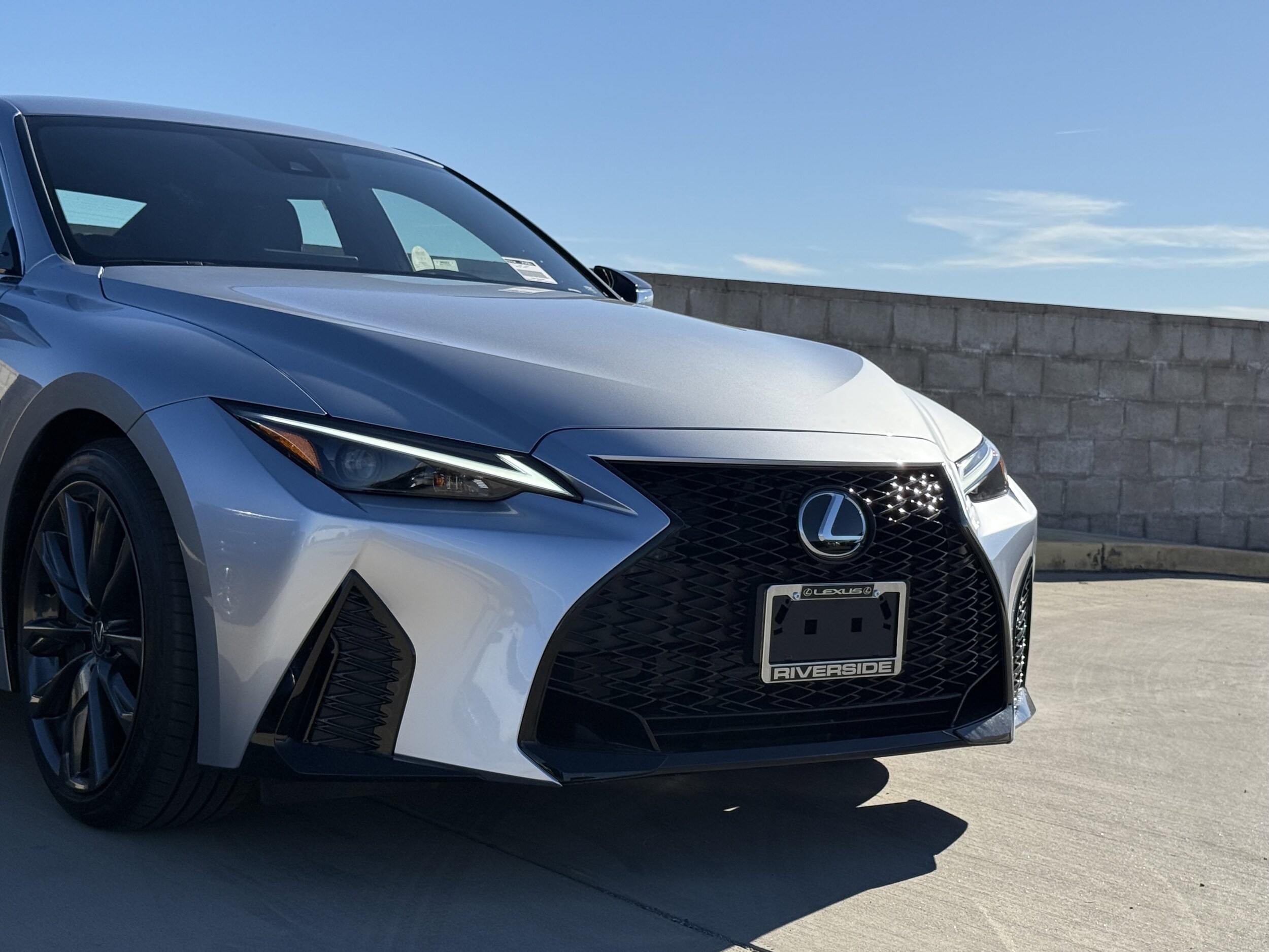 2025 Lexus IS 300 F SPORT photo 3