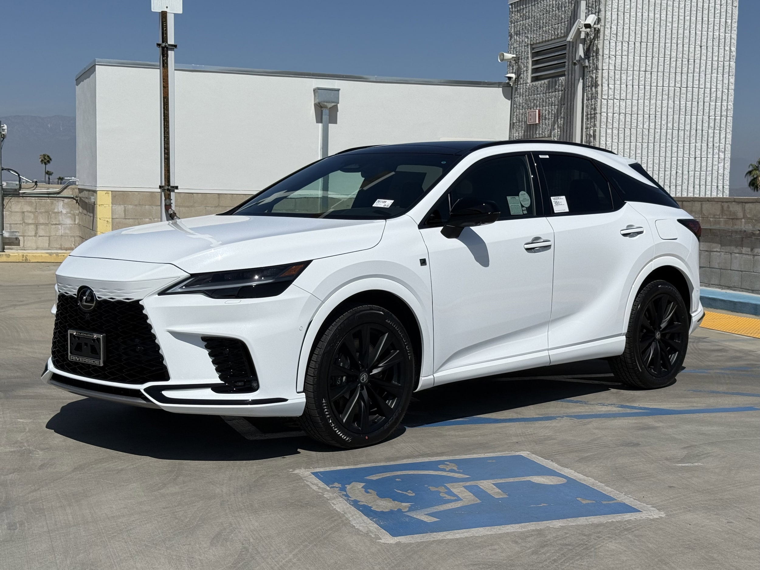 2026 Lexus RX 500h F-Sport - Photo 7