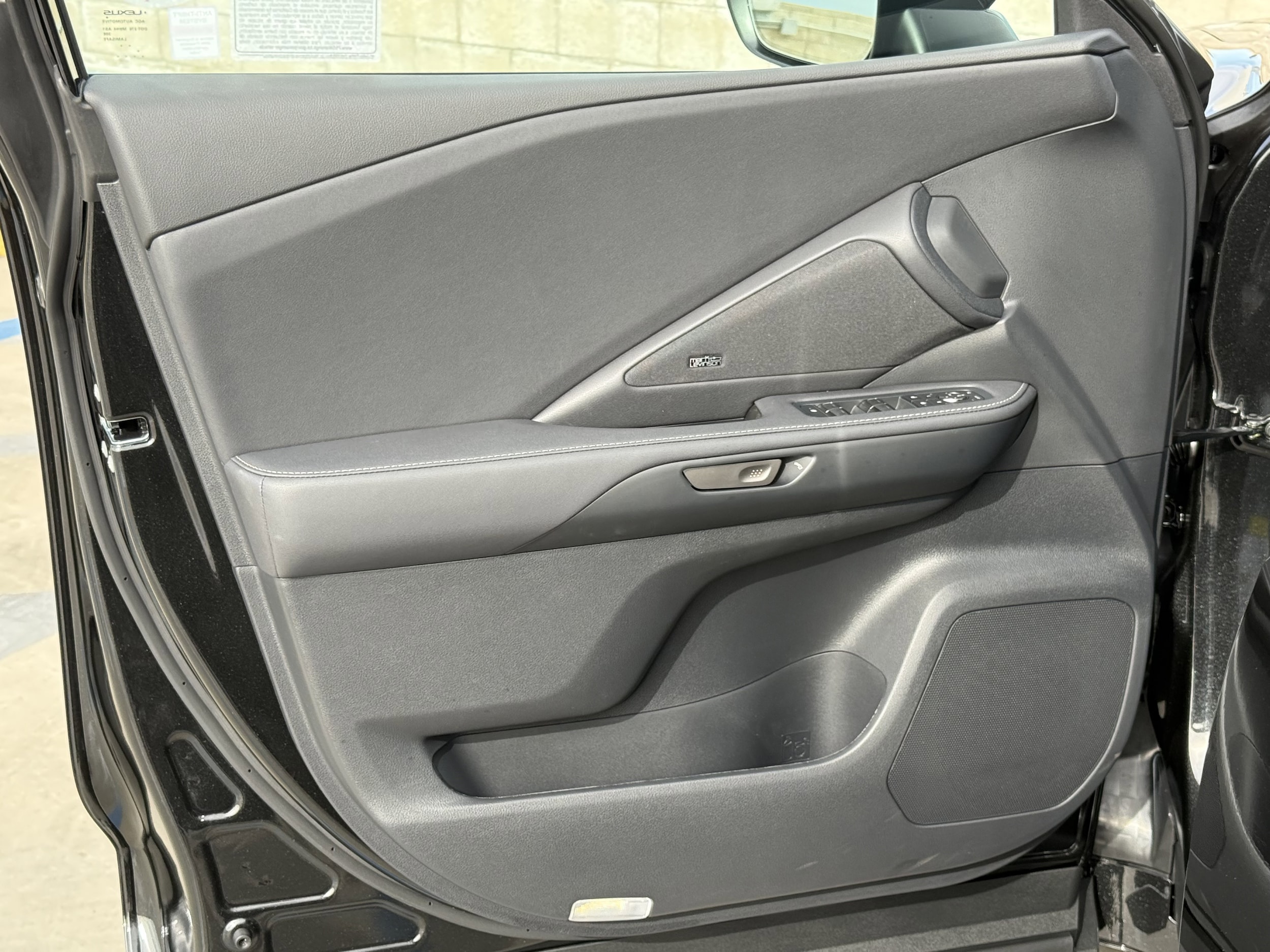 2026 Lexus TX 500h F-Sport Premium - Photo 16