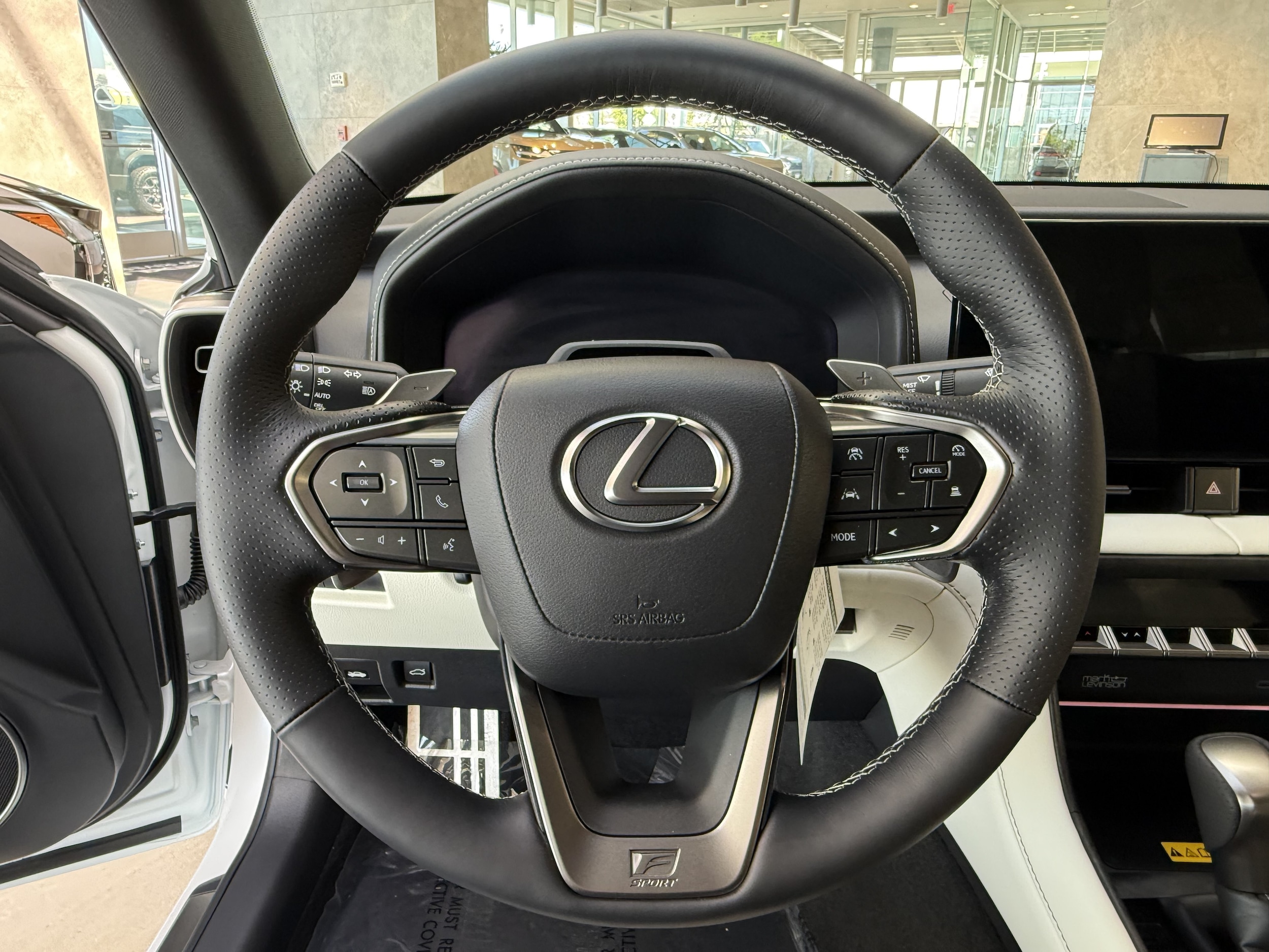 2026 Lexus IS 350 F SPORT - Photo 20
