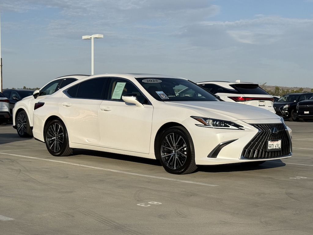 Certified 2025 Lexus ES 350 Base Sedan