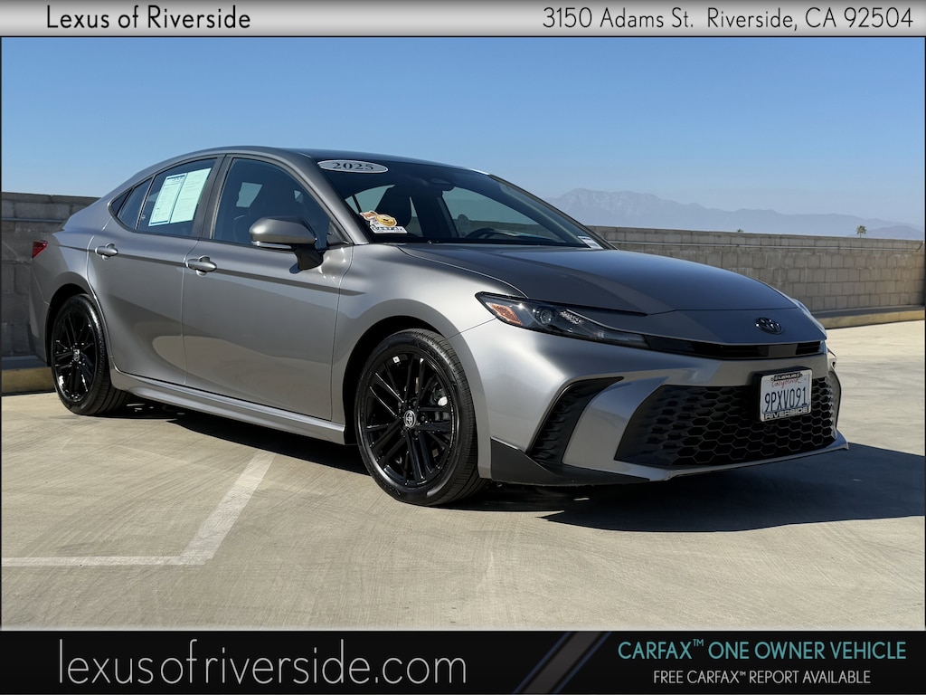 Used 2025 Toyota Camry SE Sedan