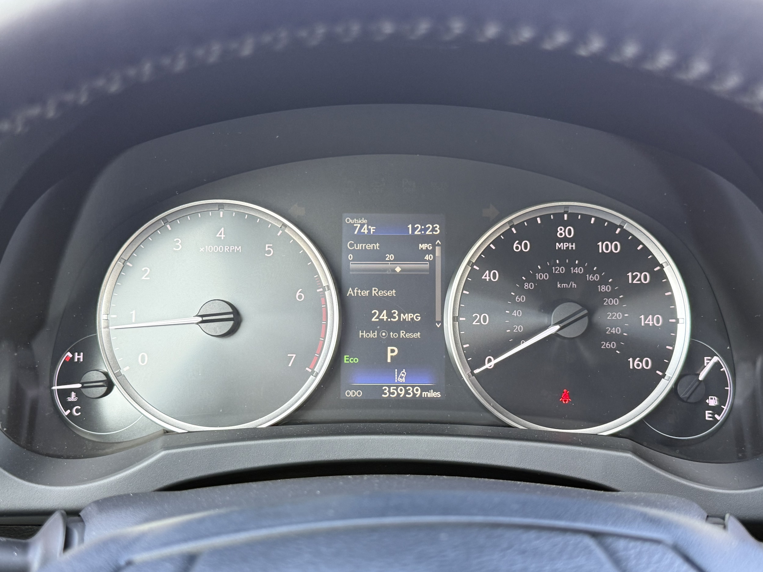 2024 Lexus IS 300 - Photo 25