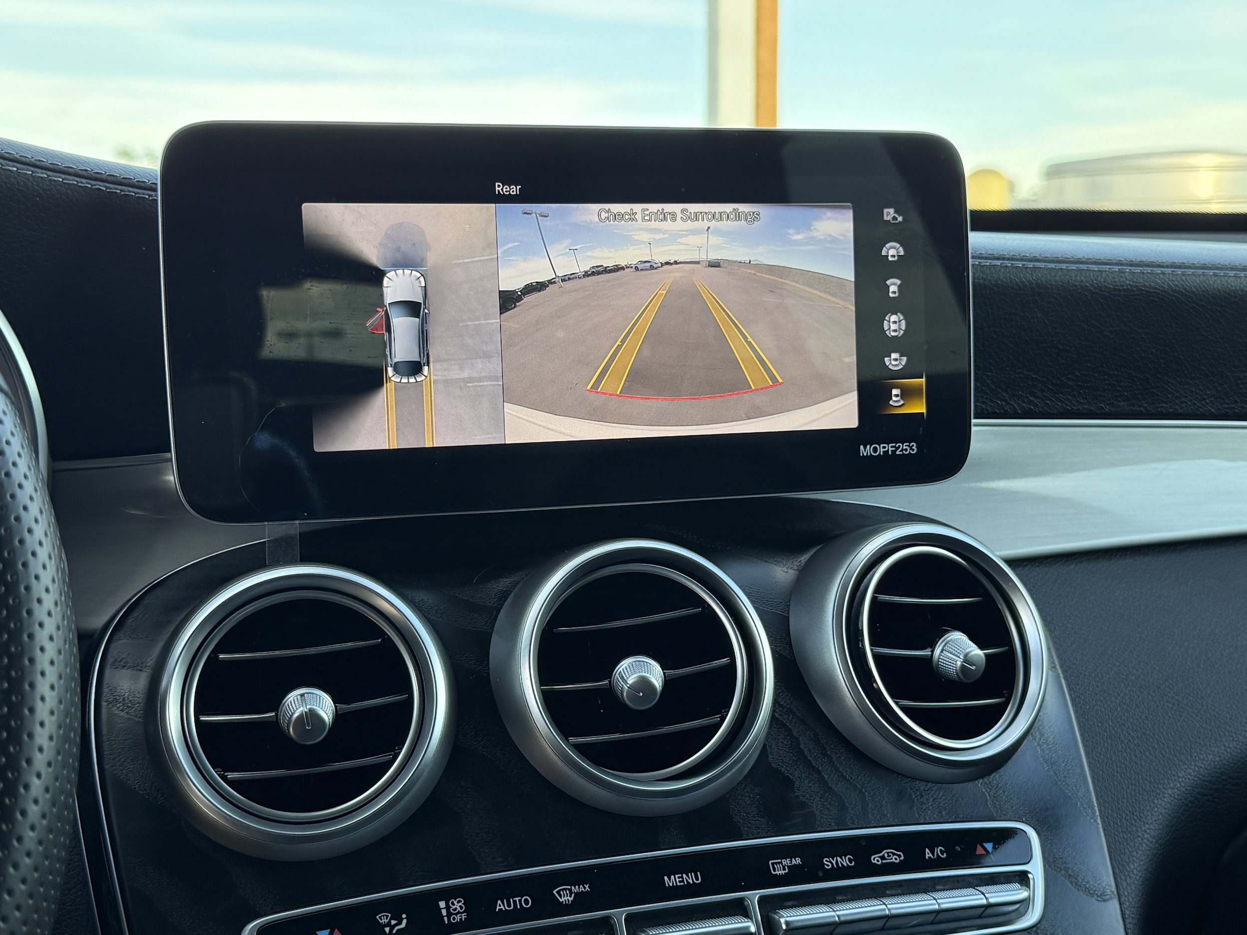 2022 Mercedes-Benz GLC Coupe GLC300 - Photo 24