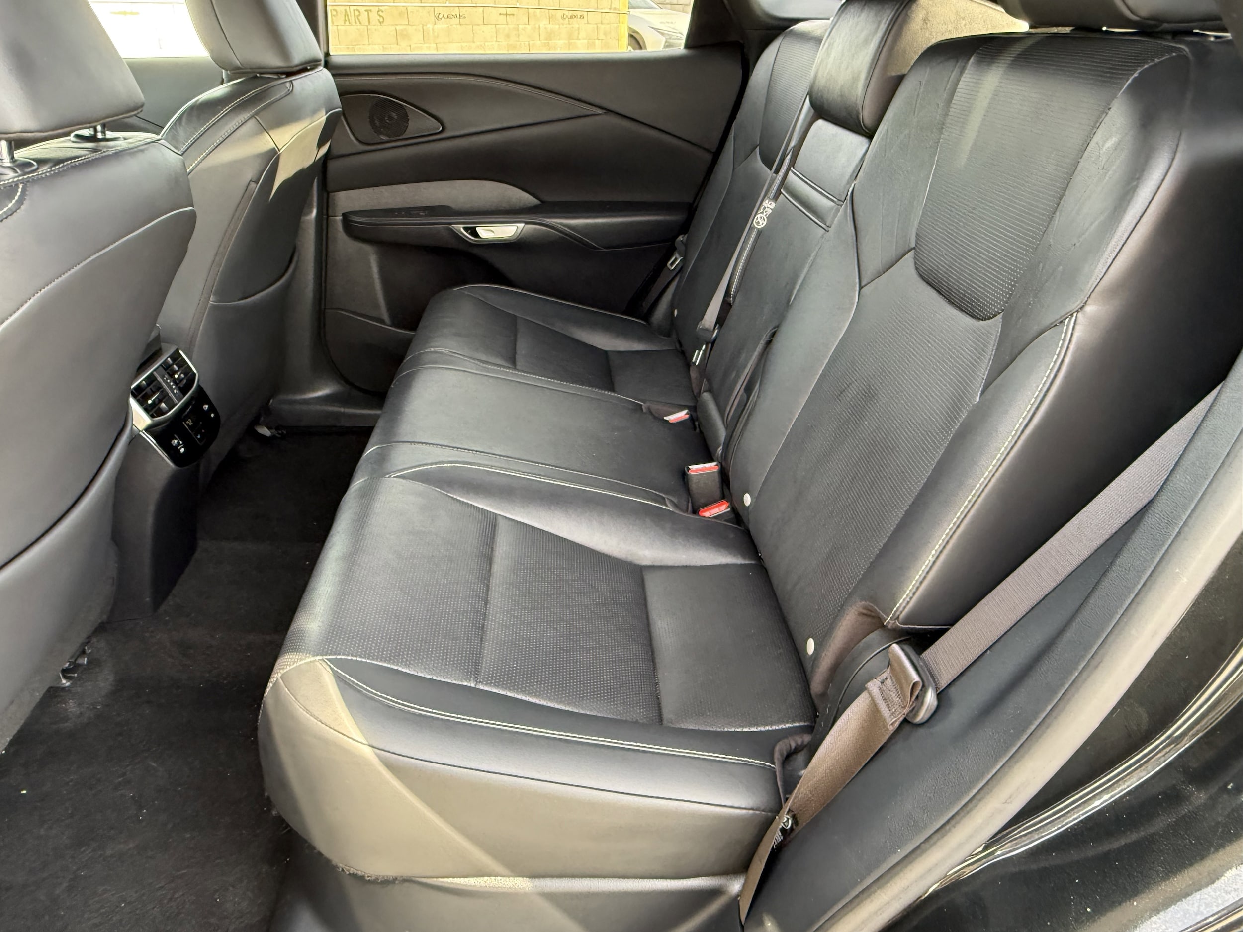 2024 Lexus RX 350 - Photo 29
