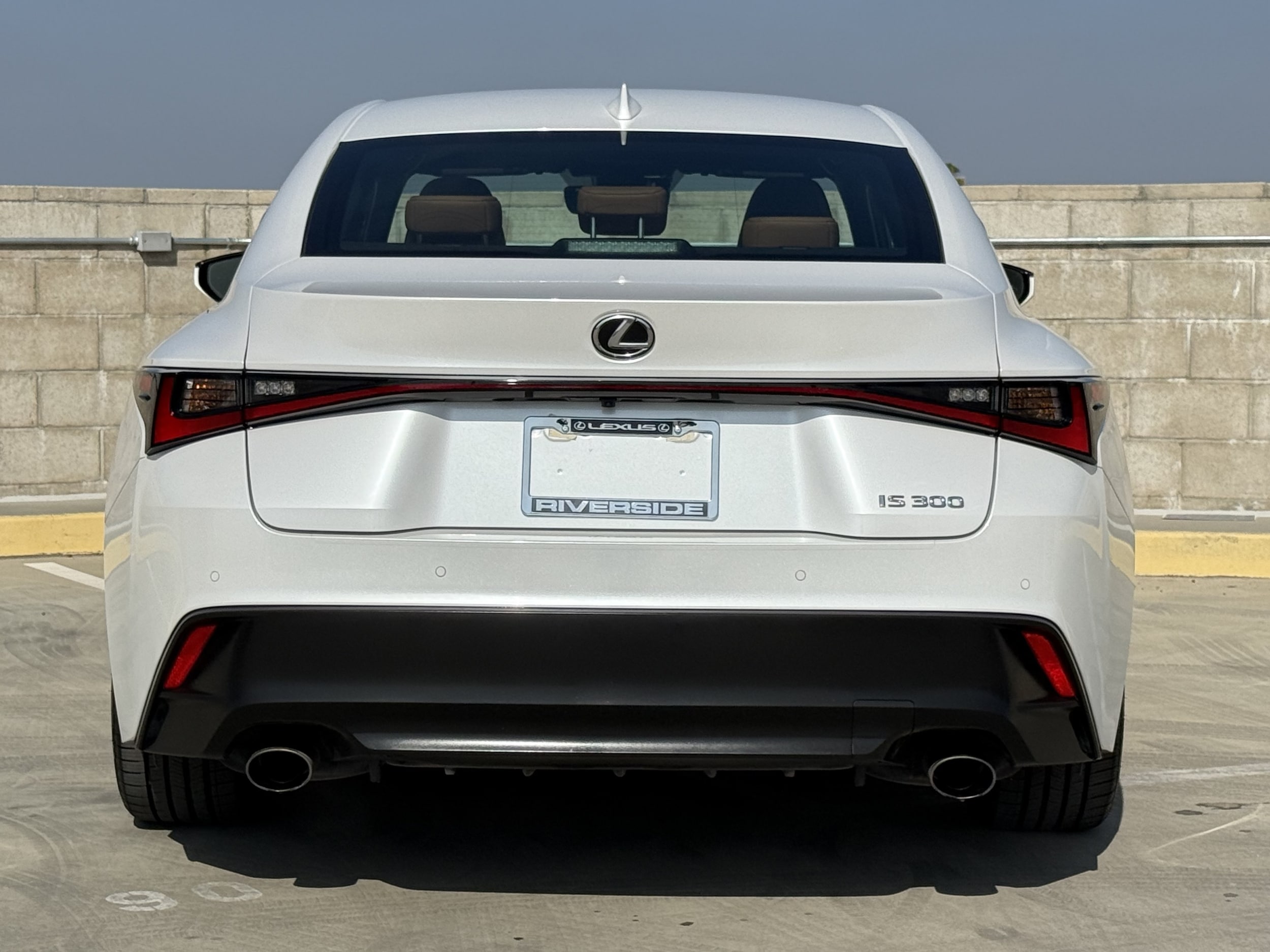 2024 Lexus IS 300 - Photo 11