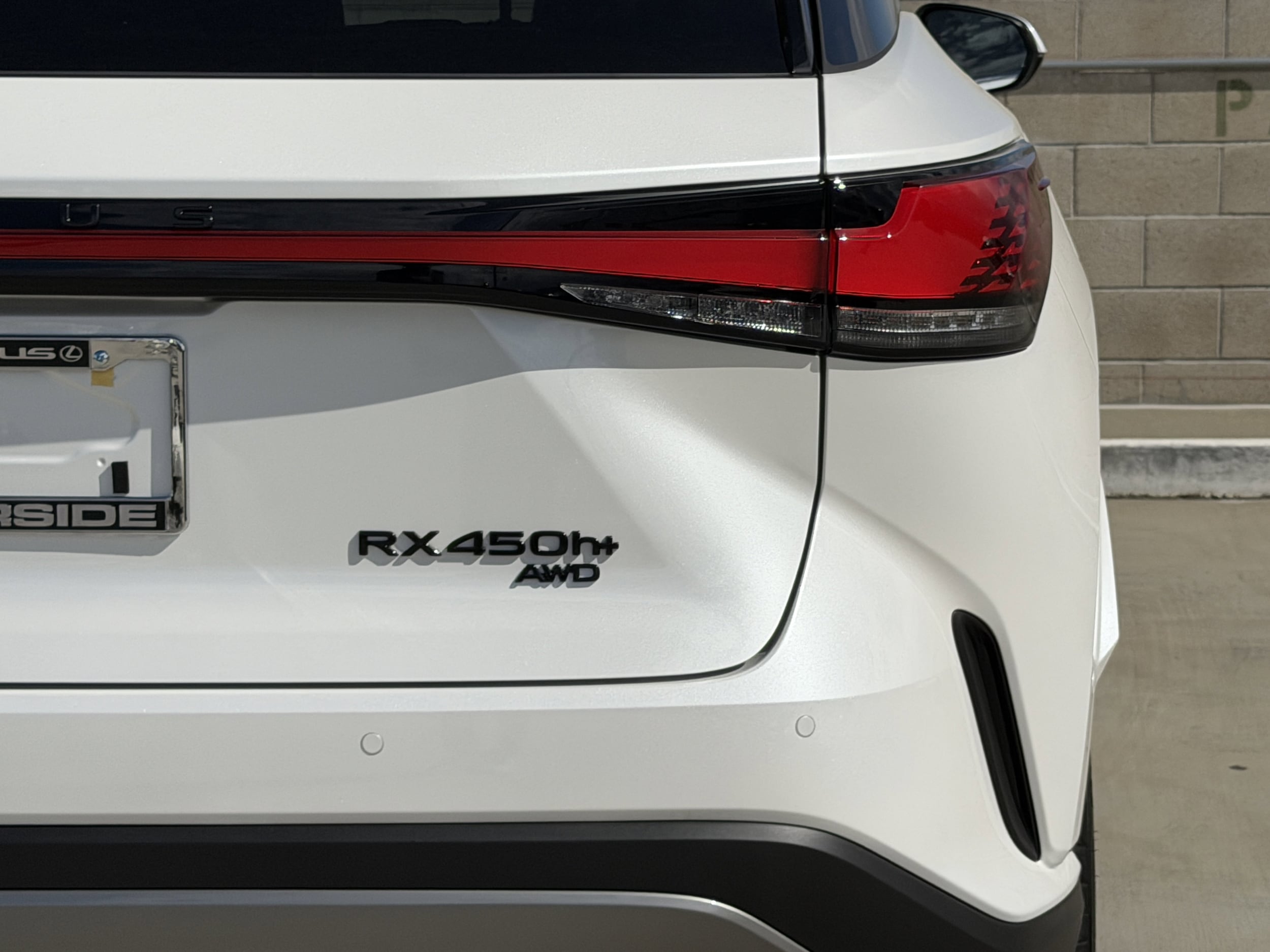 2026 Lexus RX 450h+ Luxury - Photo 11