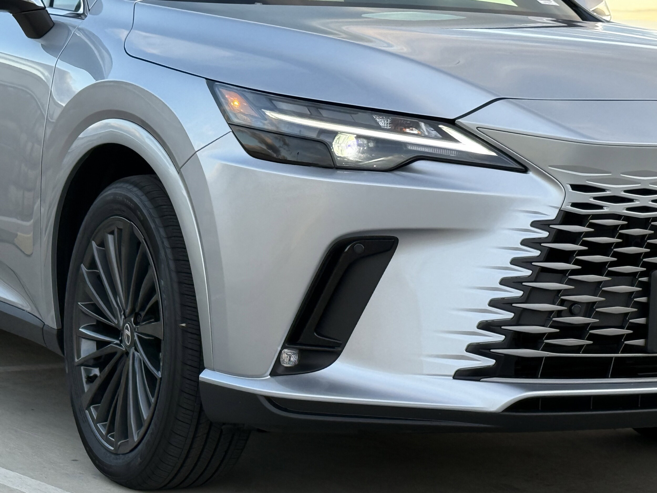 2026 Lexus RX 350 Premium photo 4