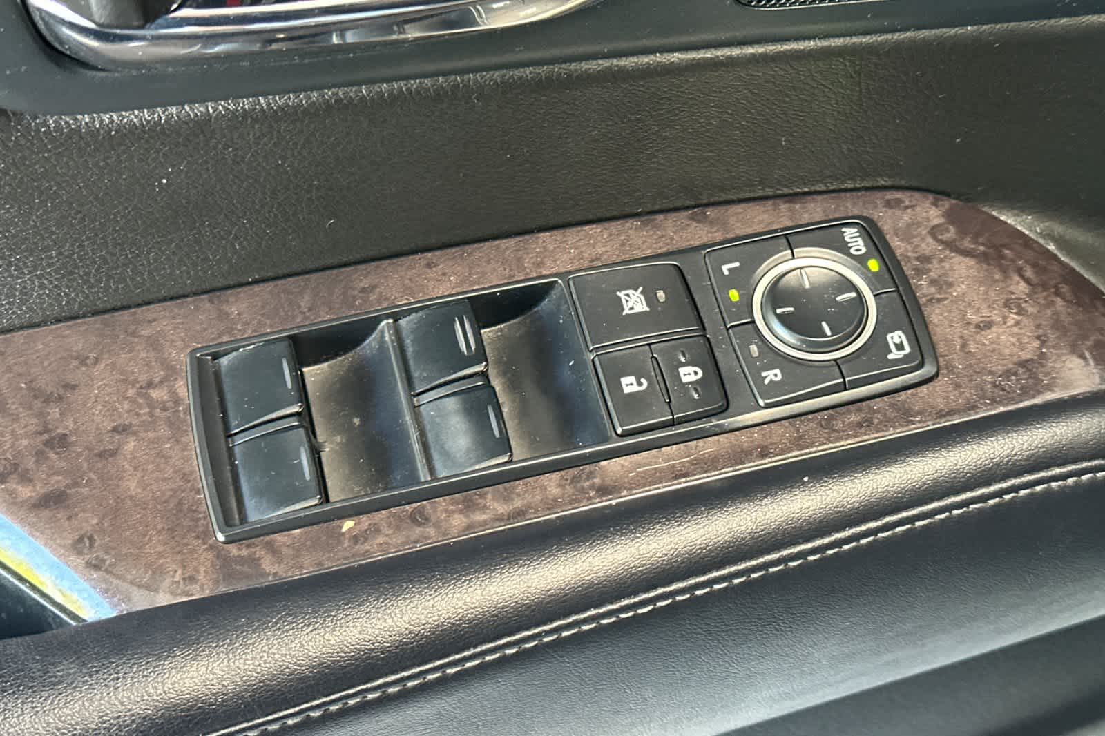 Thumbnail: 2015 Lexus RX - 13