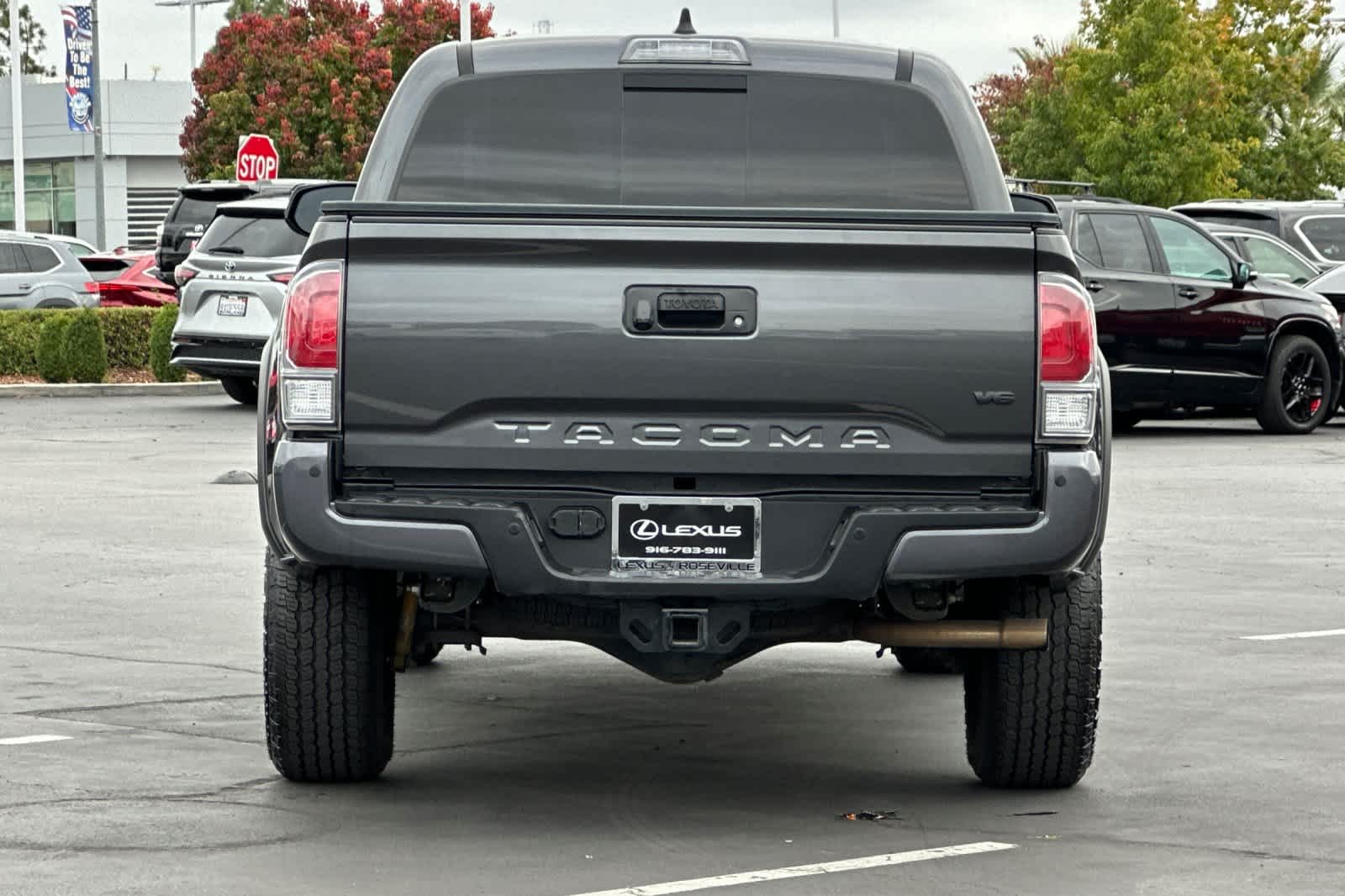 Thumbnail: 2020 Toyota Tacoma - 8
