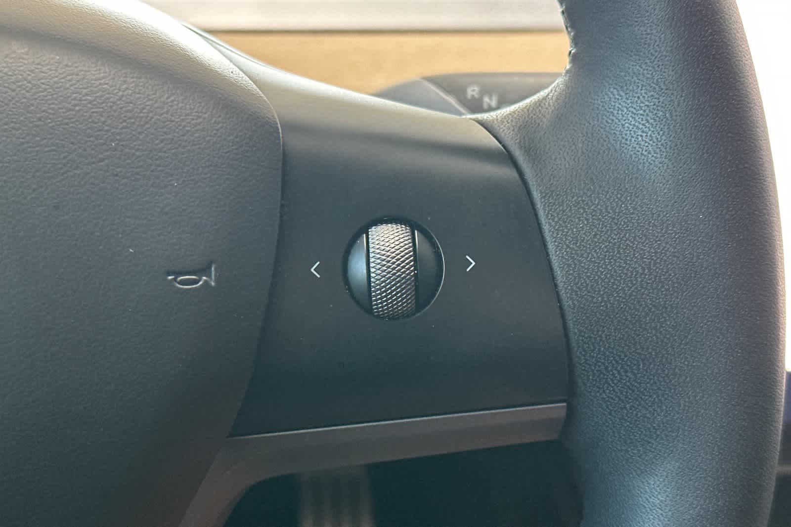 Thumbnail: 2023 Tesla Model 3 - 26