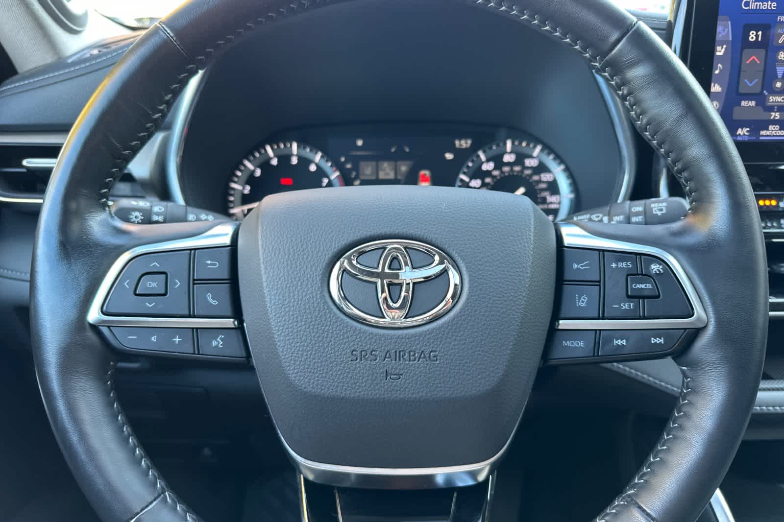 Thumbnail: 2021 Toyota Highlander - 26