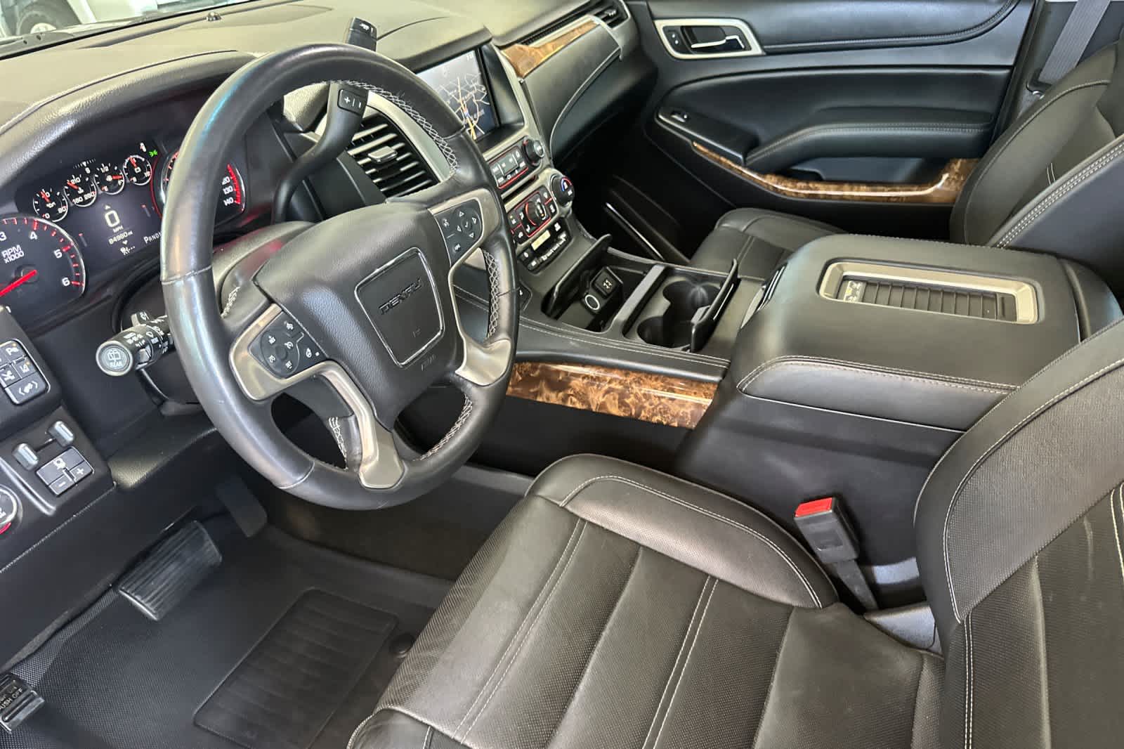 Thumbnail: 2015 GMC Yukon - 11