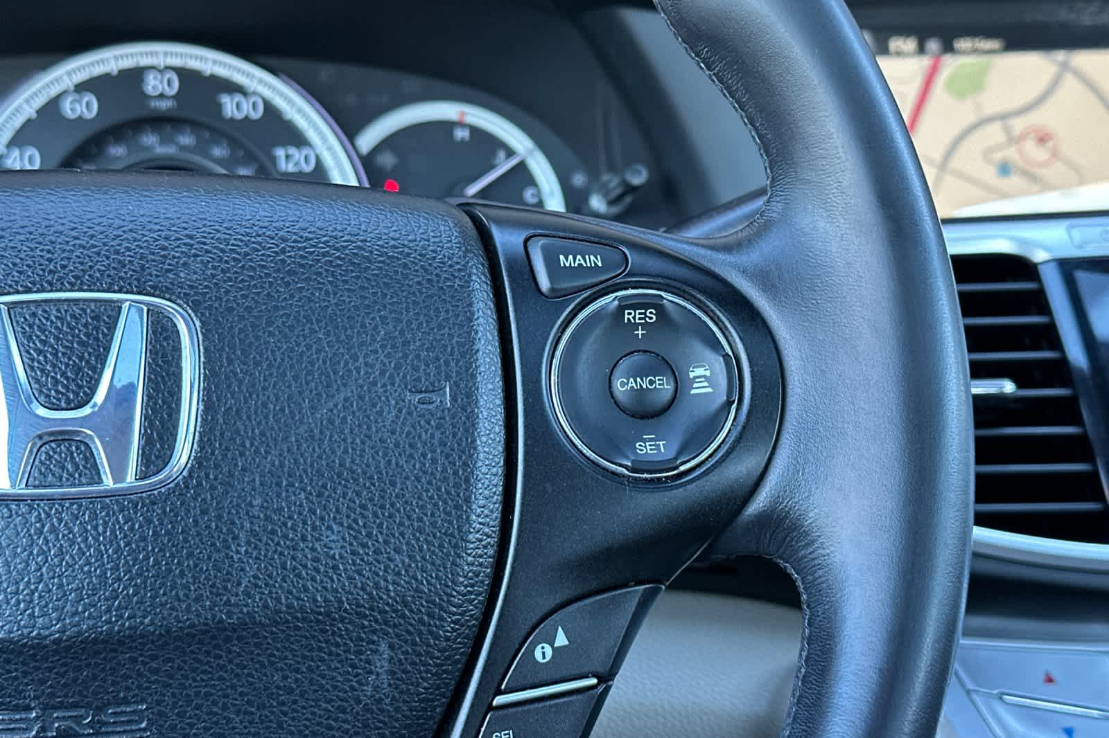 Thumbnail: 2015 Honda Accord - 27