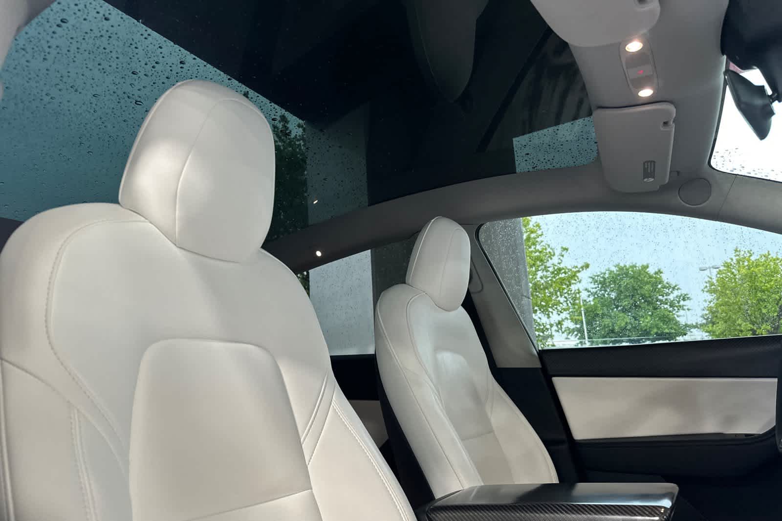 Thumbnail: 2022 Tesla Model Y - 18