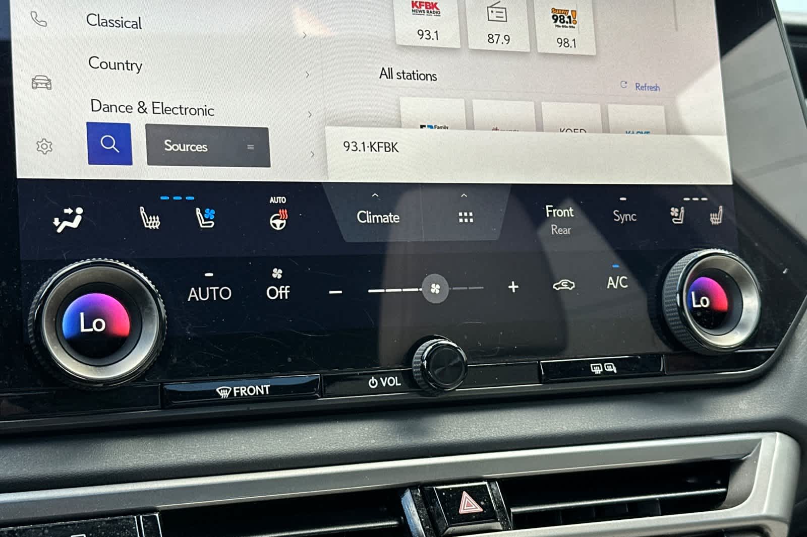 Thumbnail: 2025 Lexus RX - 22