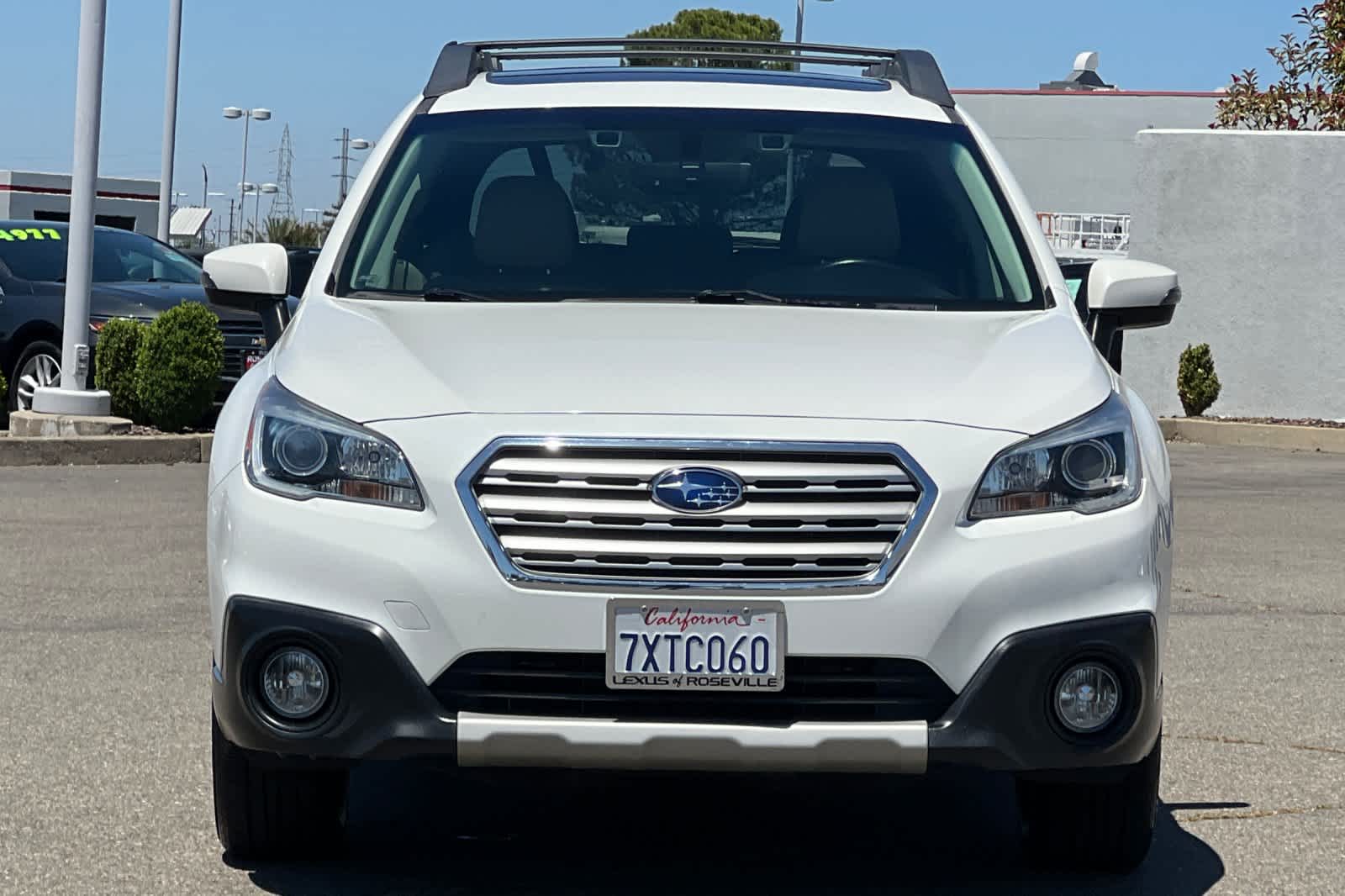 Thumbnail: 2017 Subaru Outback - 10