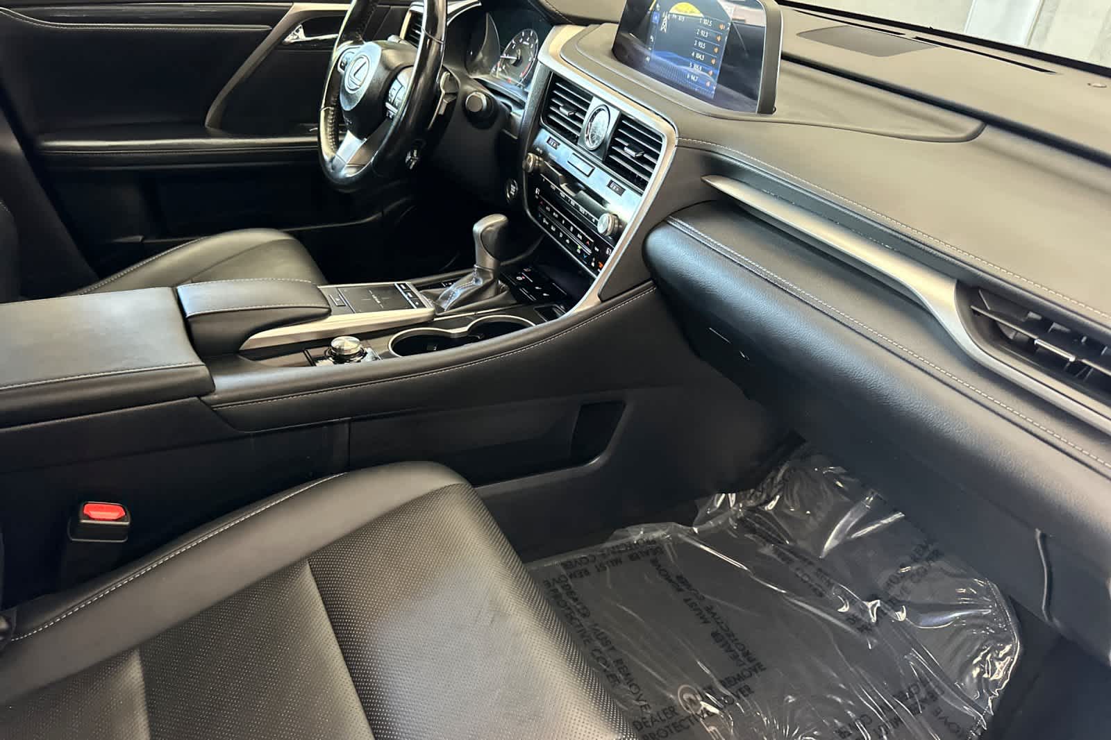 Thumbnail: 2020 Lexus RX - 17