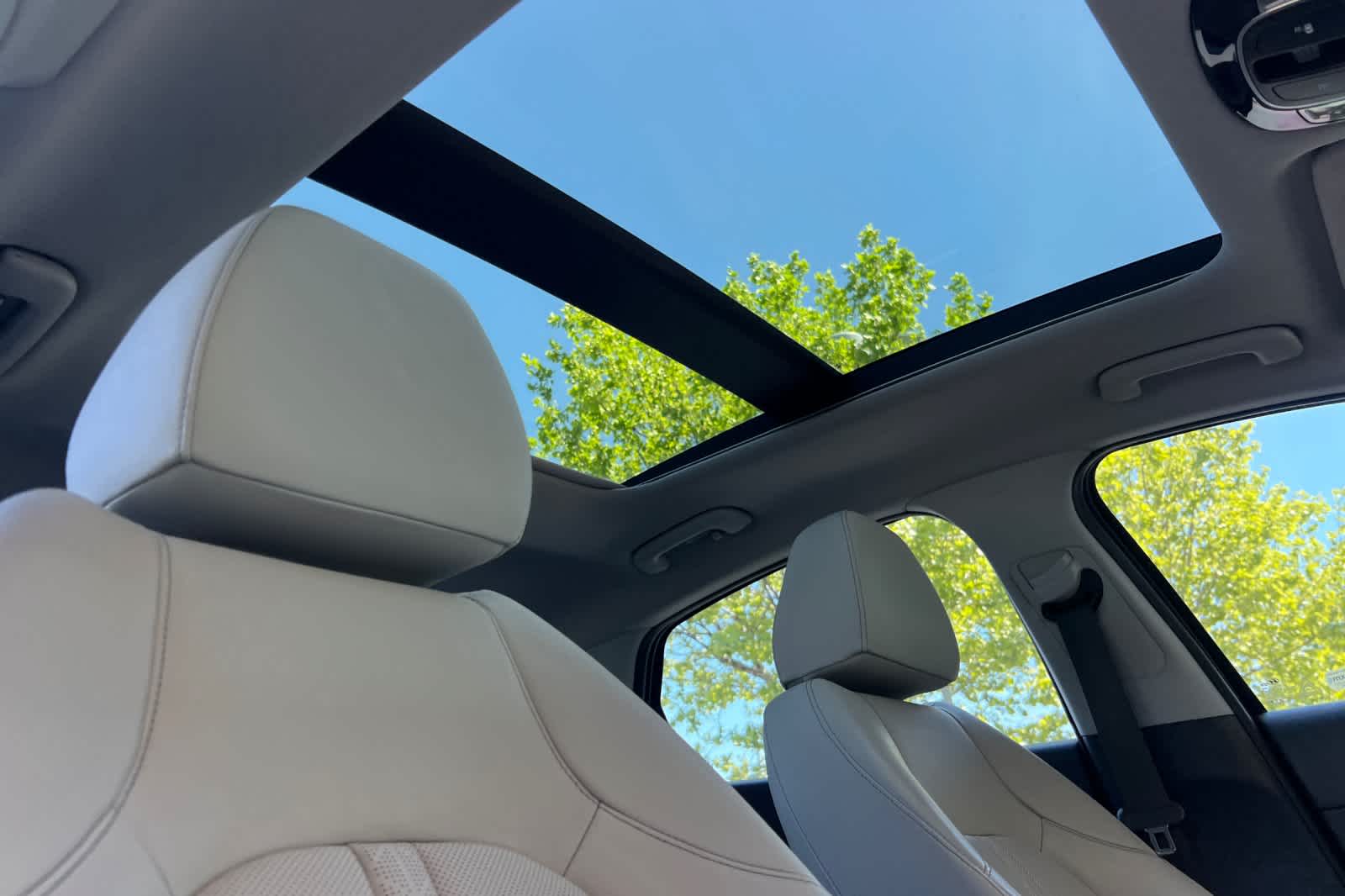 Thumbnail: 2022 Hyundai Sonata - 17