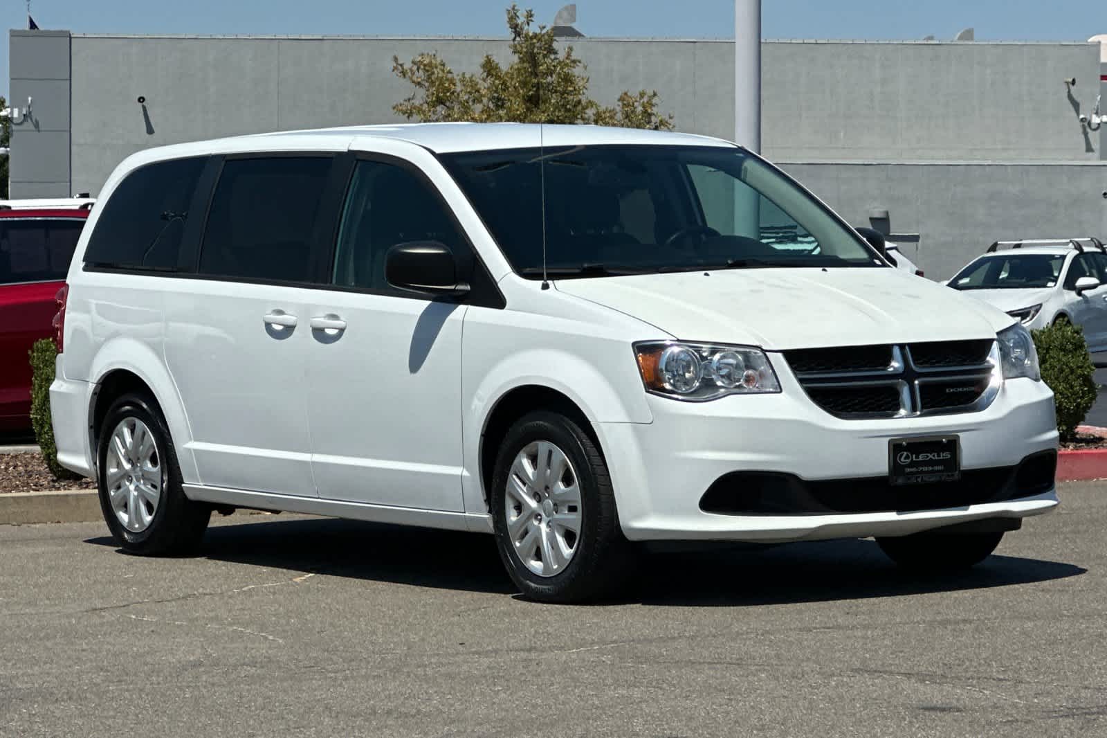 Thumbnail: 2018 Dodge Grand Caravan - 5