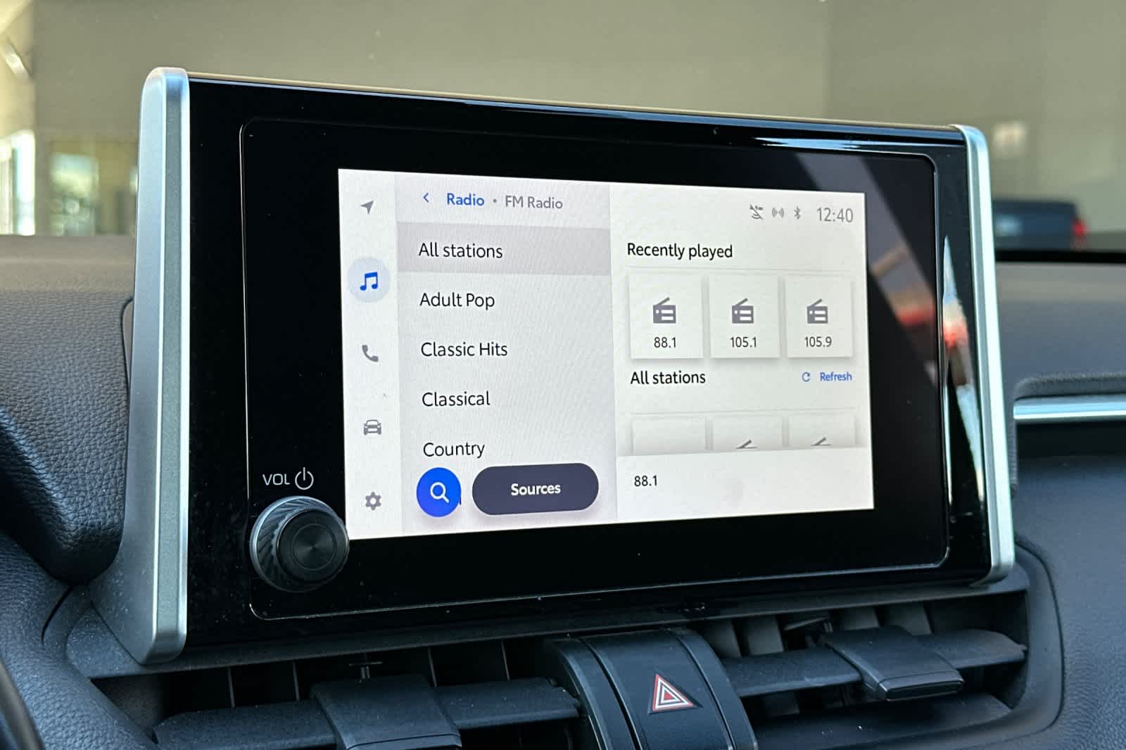 Thumbnail: 2023 Toyota RAV4 - 20