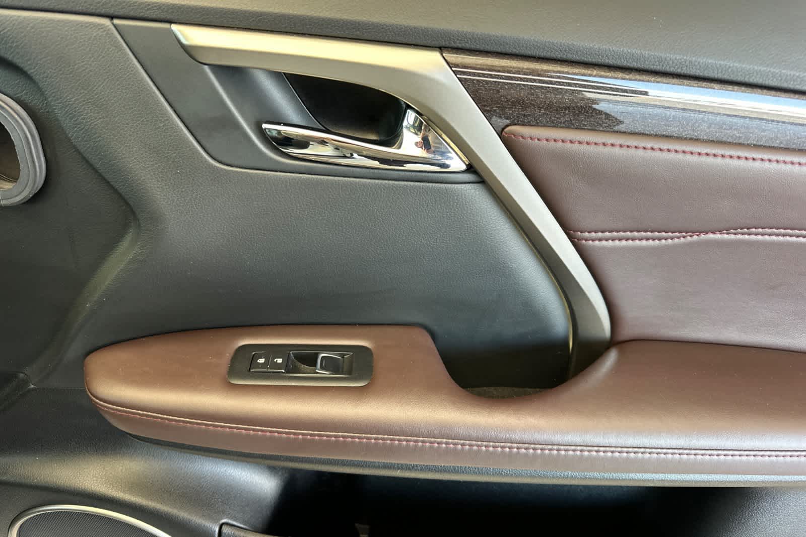 Thumbnail: 2016 Lexus RX - 19