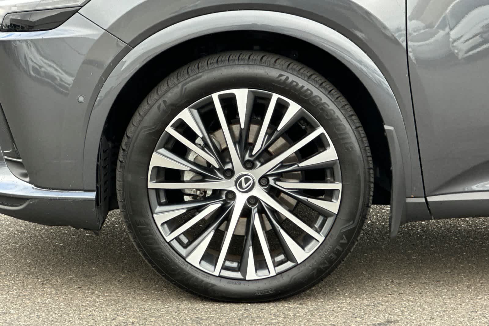 Thumbnail: 2025 Lexus RX - 32