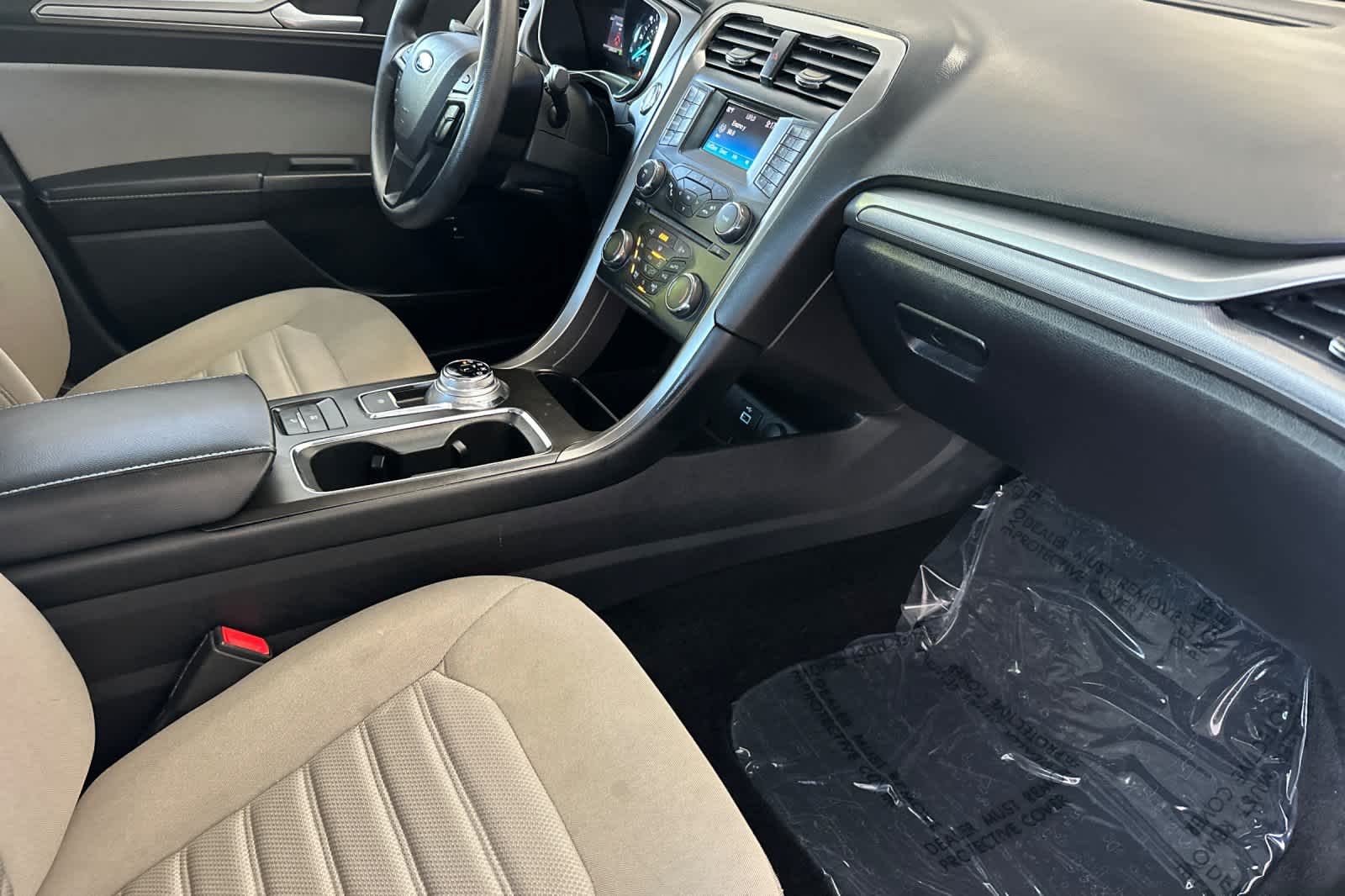 2018 Ford Fusion S 15