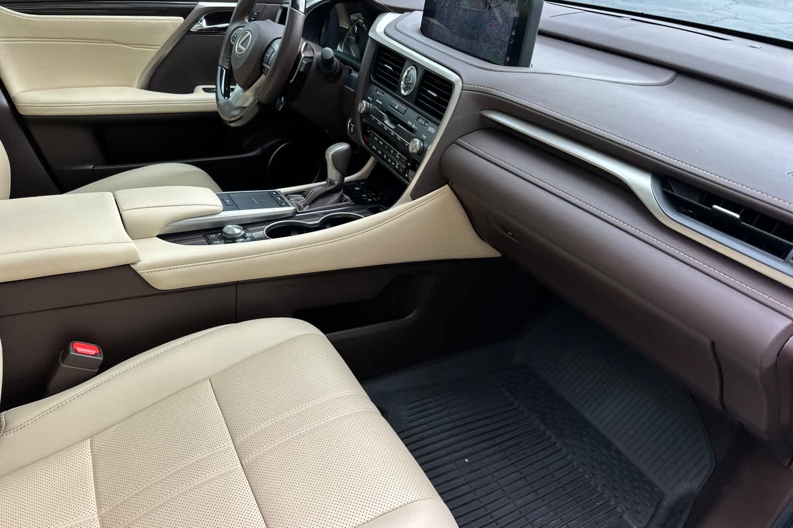 Thumbnail: 2020 Lexus RX - 17