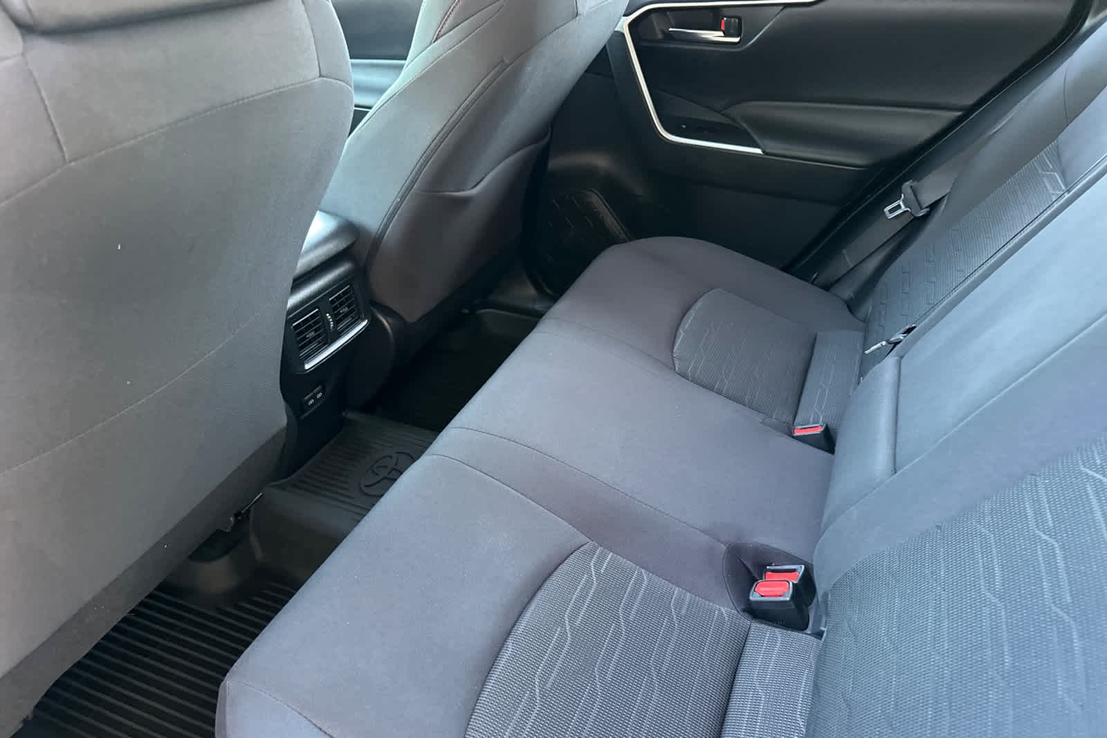 2023 Toyota RAV4 Prime SE 4