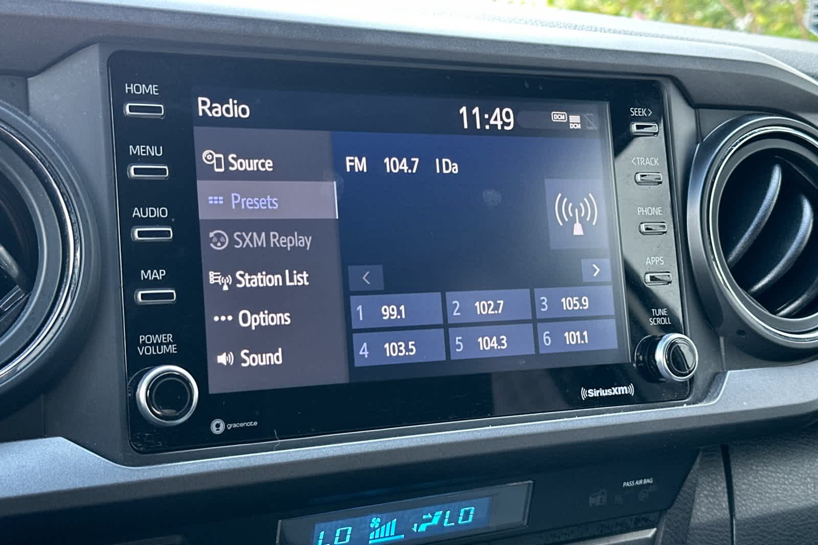 Thumbnail: 2022 Toyota Tacoma - 18