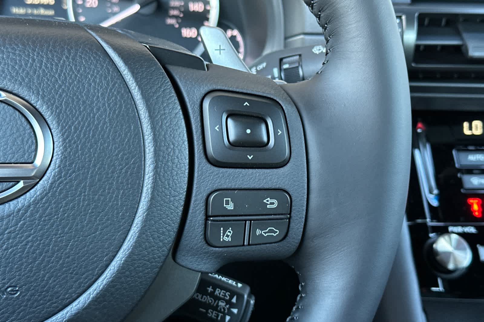 Thumbnail: 2025 Lexus IS - 26