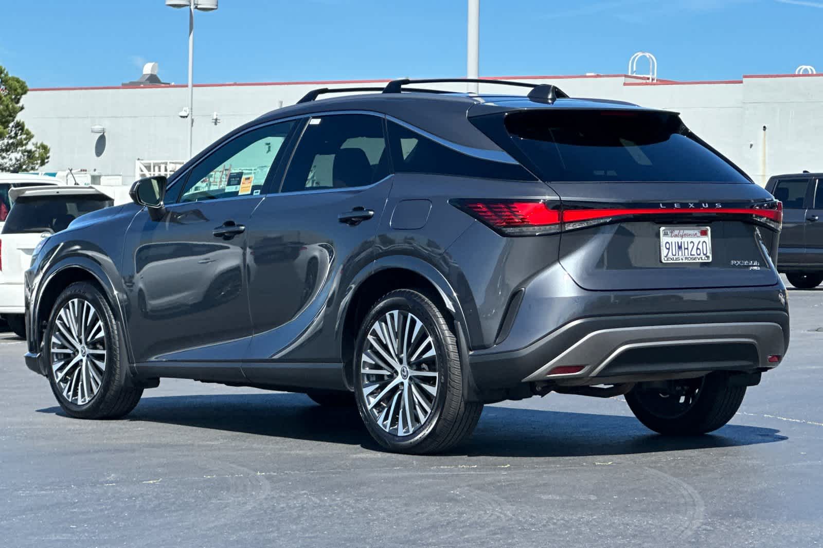 Thumbnail: 2025 Lexus RX - 7