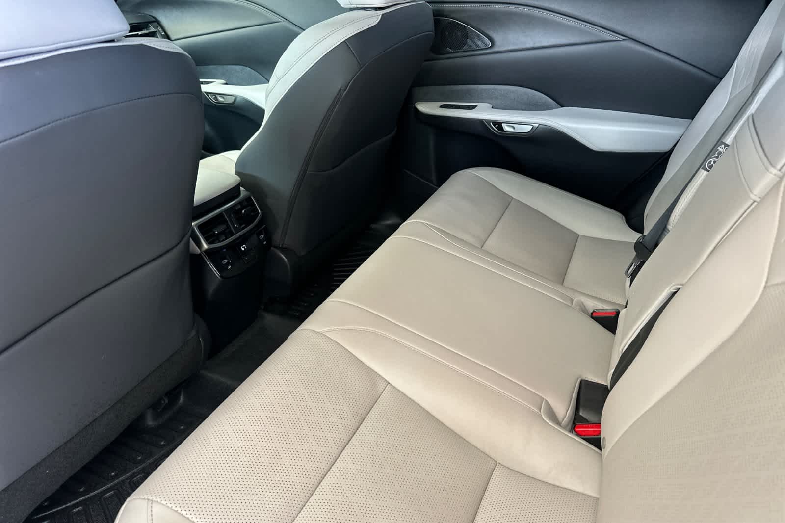 Thumbnail: 2024 Lexus RX - 4