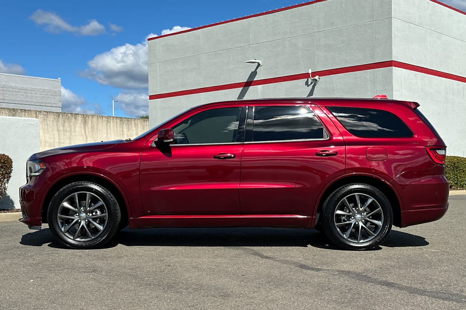 Thumbnail: 2017 Dodge Durango - 9