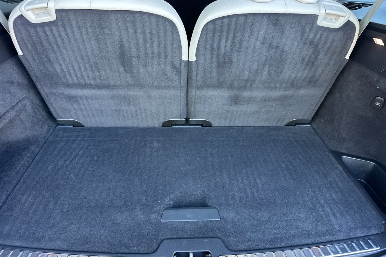 Thumbnail: 2020 Volvo XC90 - 17