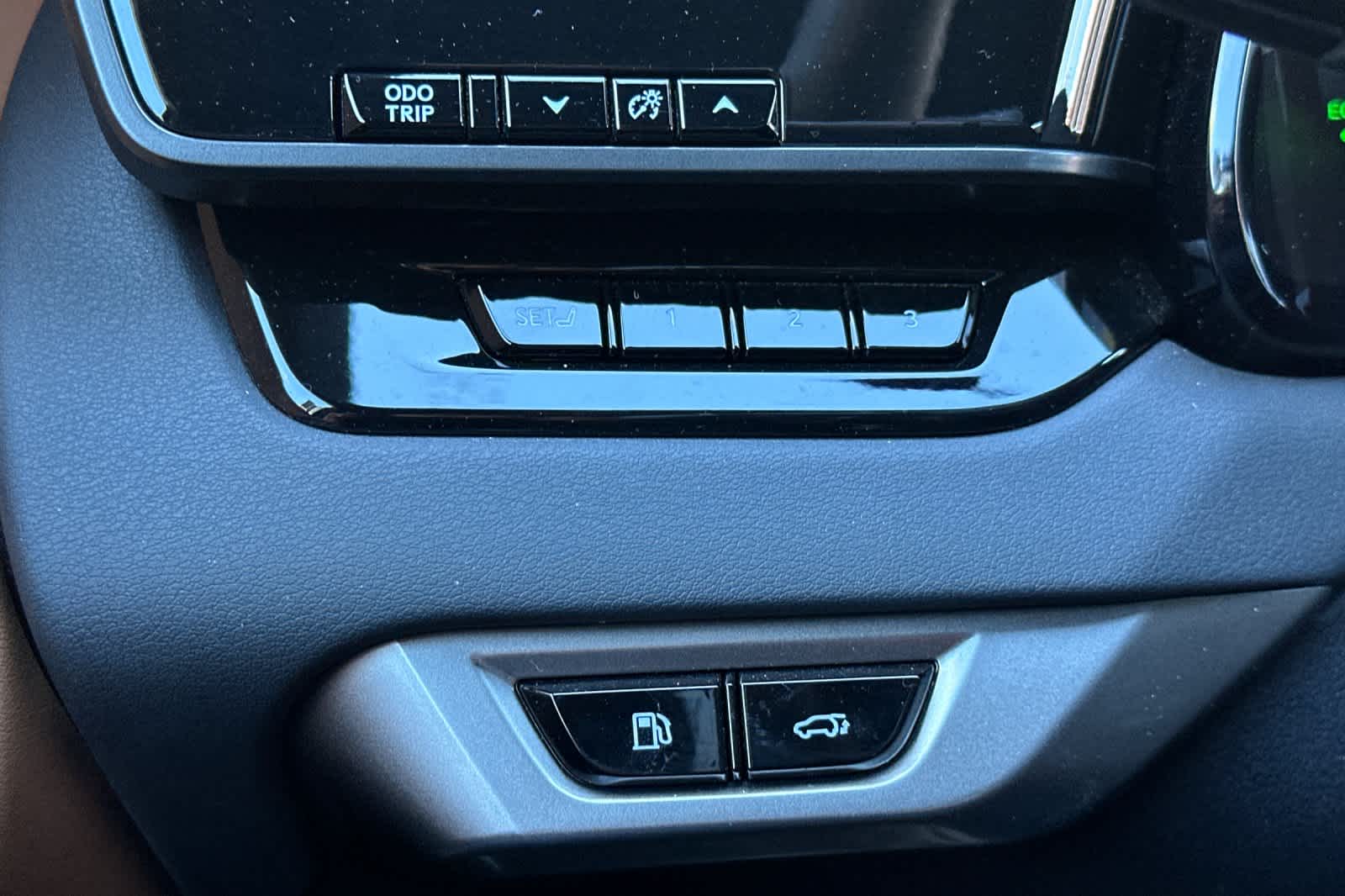 Thumbnail: 2025 Lexus RX - 31