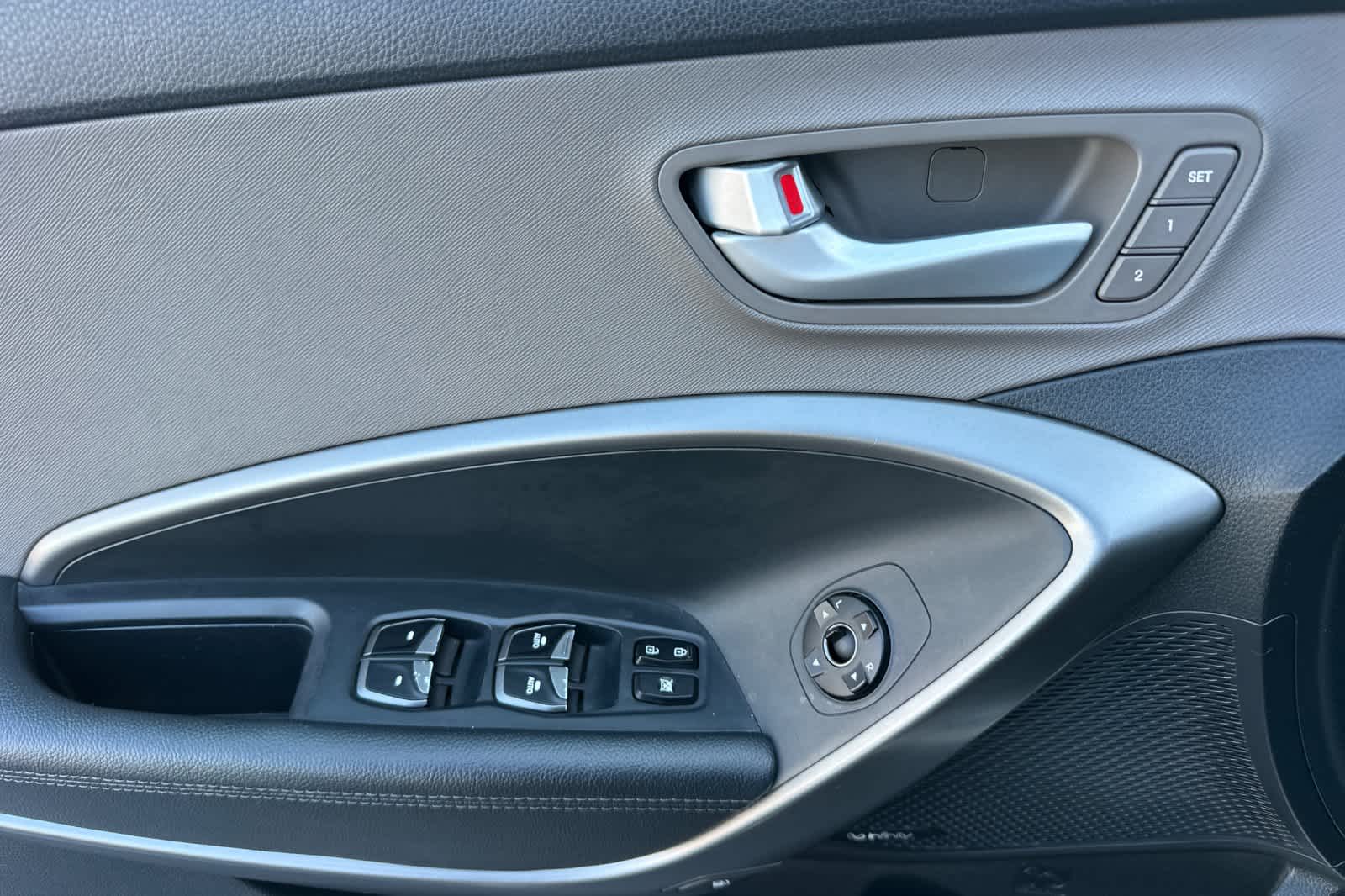 Thumbnail: 2017 Hyundai Santa Fe - 12