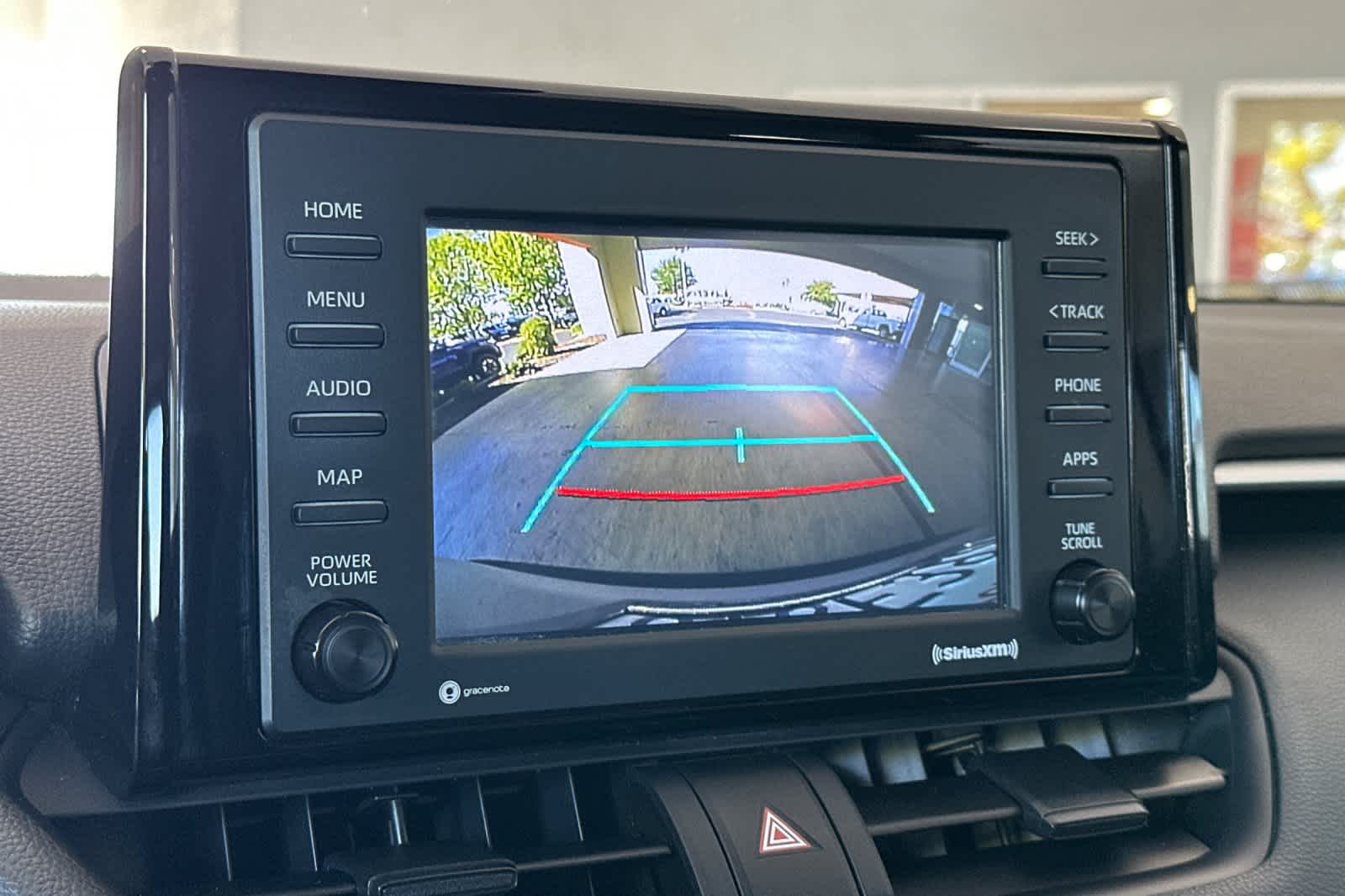 Thumbnail: 2021 Toyota RAV4 - 21